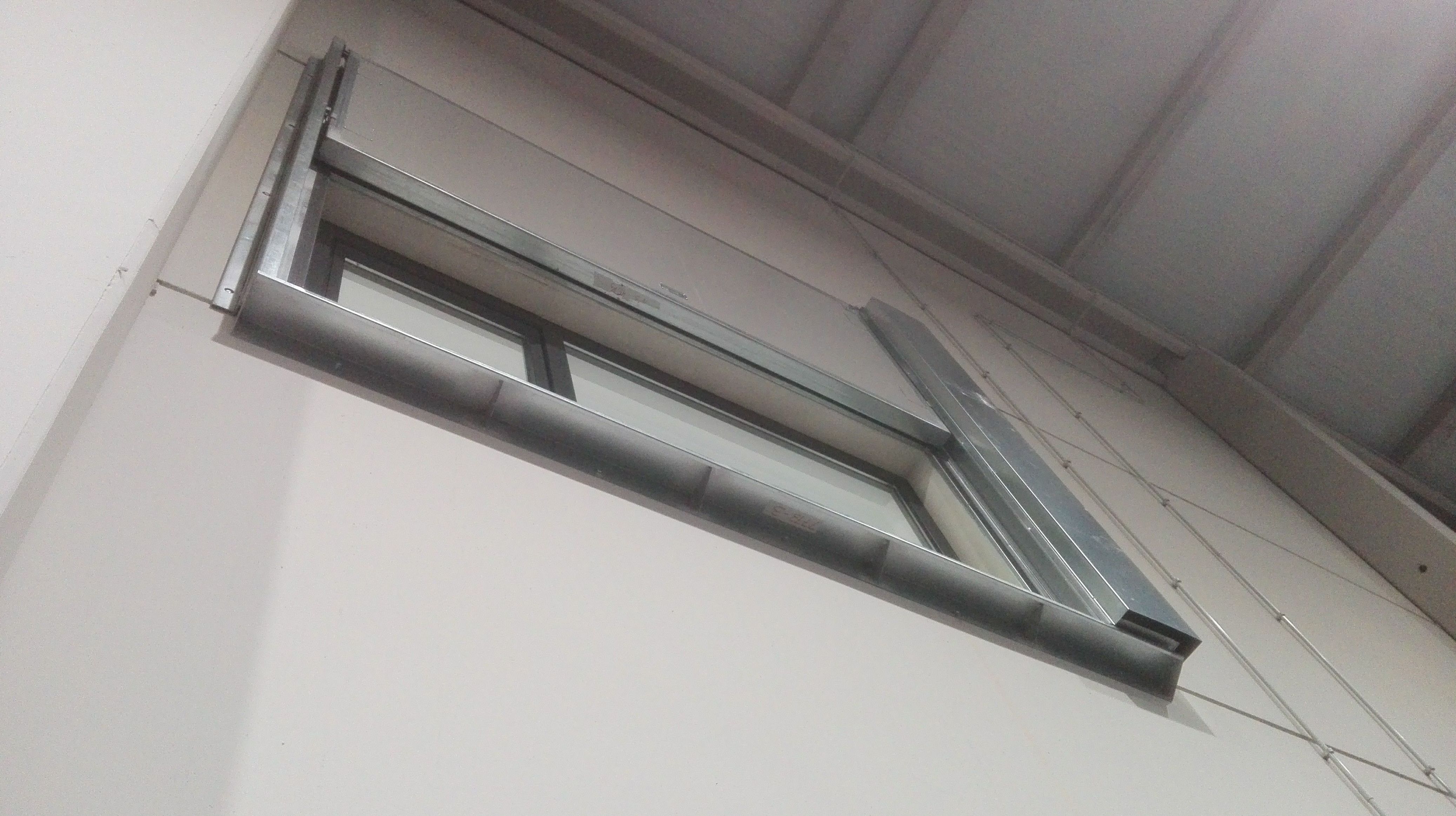 Puerta Corredera guillotina tipo ventana cortafuego EI2-60 Santander Puerta Corredera guillotina tipo ventana cortafuego EI2-60 Santander