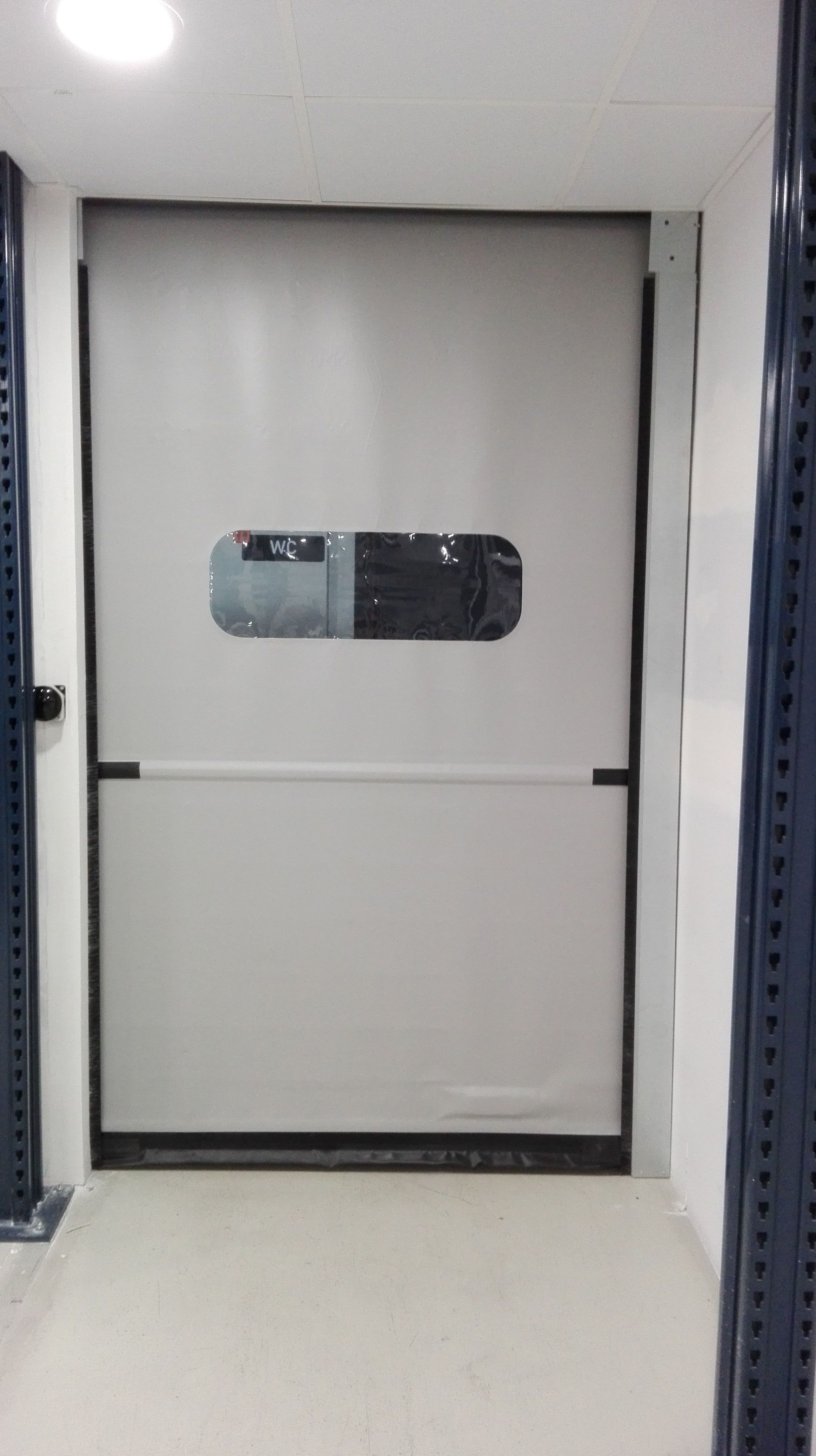 Puertas rápidas de pvc para laboratorios 