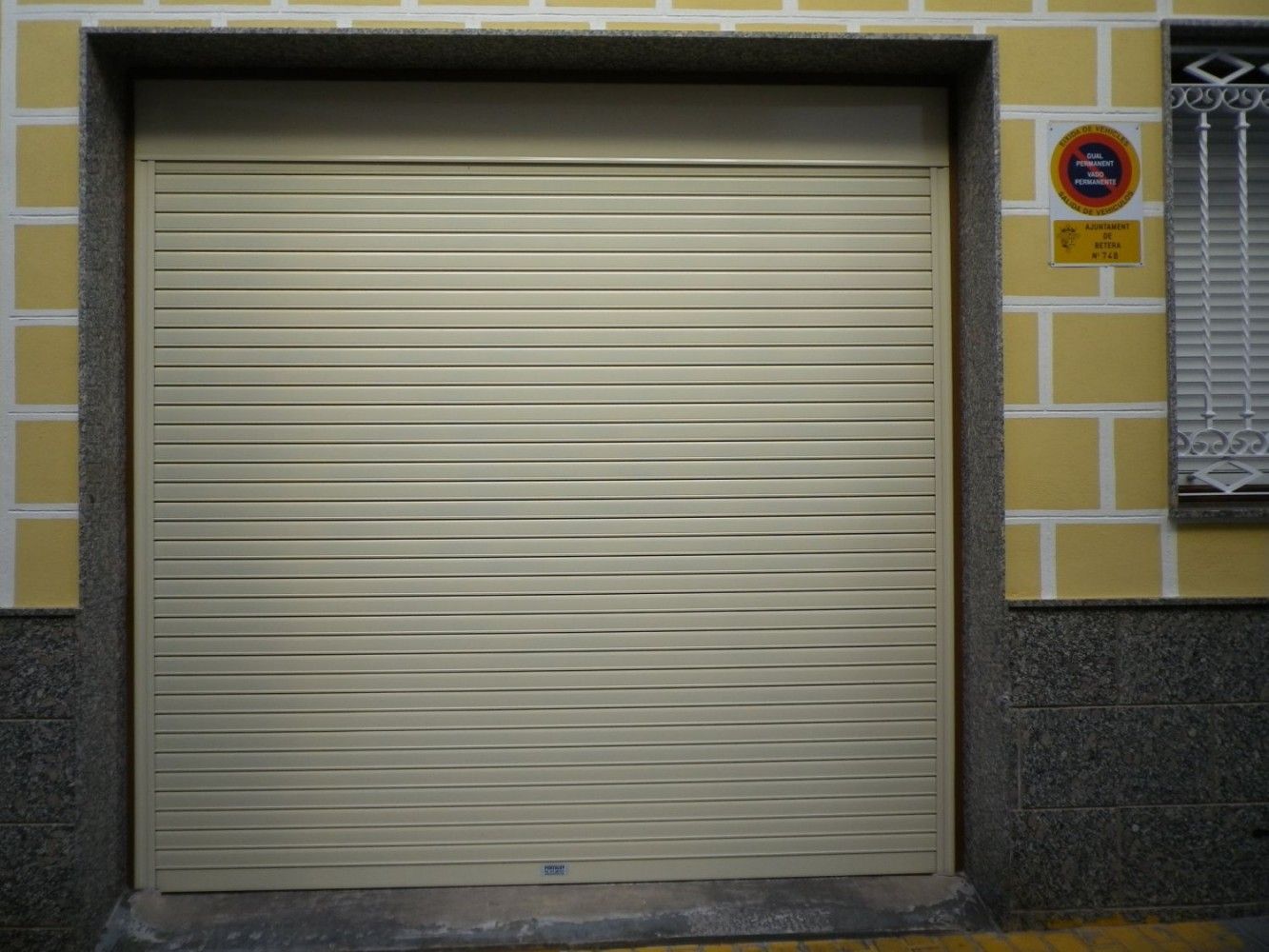 Puertas enrollables: Productos y Servicios de Portaloy Puertas enrollables: Productos y Servicios de Portaloy