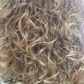 Moldeado y permanente: Servicios de Olan Peluqueros Moldeado y permanente: Servicios de Olan Peluqueros