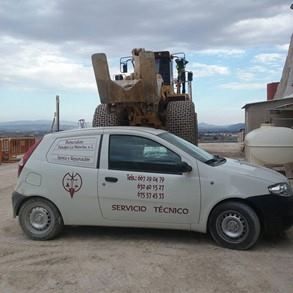 Palas cargadoras: Servicios de Pesajes La Mancha | Básculas Industriales Palas cargadoras: Servicios de Pesajes La Mancha | Básculas Industriales