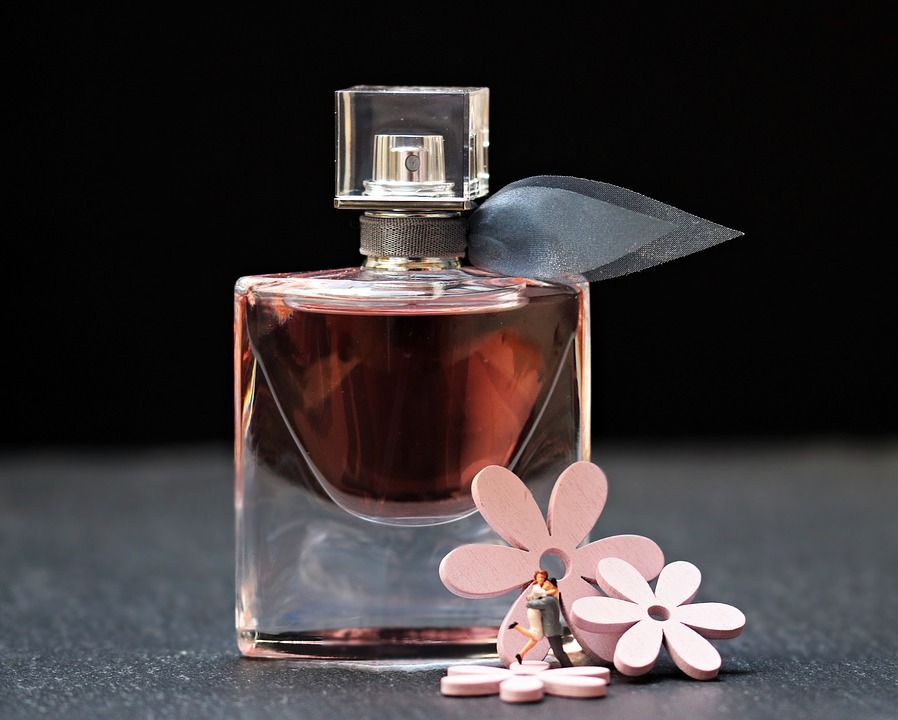Perfumes para mujer y hombre: Productos de Tus Caprichos de Mujer Perfumes para mujer y hombre: Productos de Tus Caprichos de Mujer