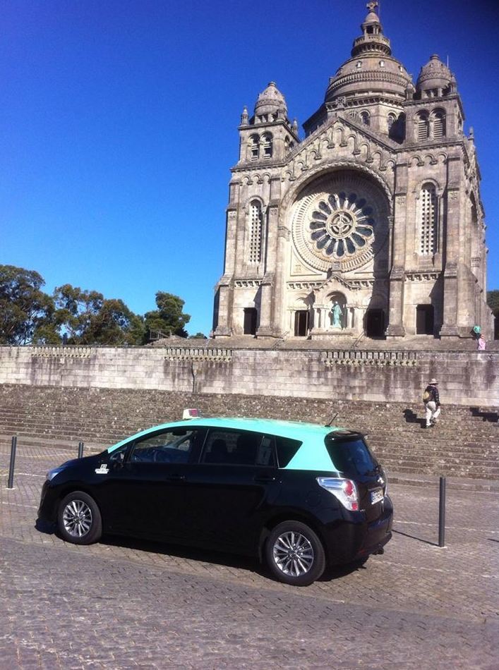 Táxis: SERVIÇOS de Central Taxis Limiana Táxis: SERVIÇOS de Central Taxis Limiana