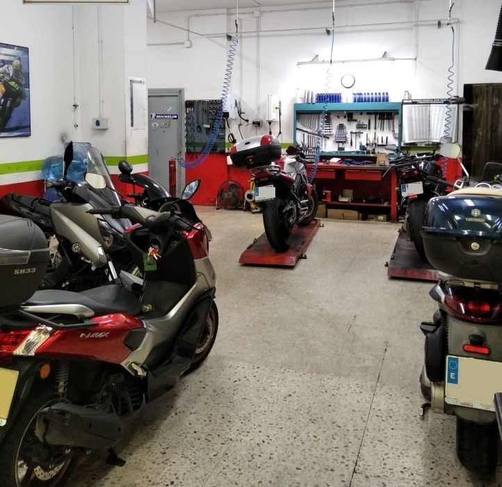 Servicio Oficial Kawasaki, Suzuki, Honda y Kymco: Servicios de Power Motos Servicio Oficial Kawasaki, Suzuki, Honda y Kymco: Servicios de Power Motos