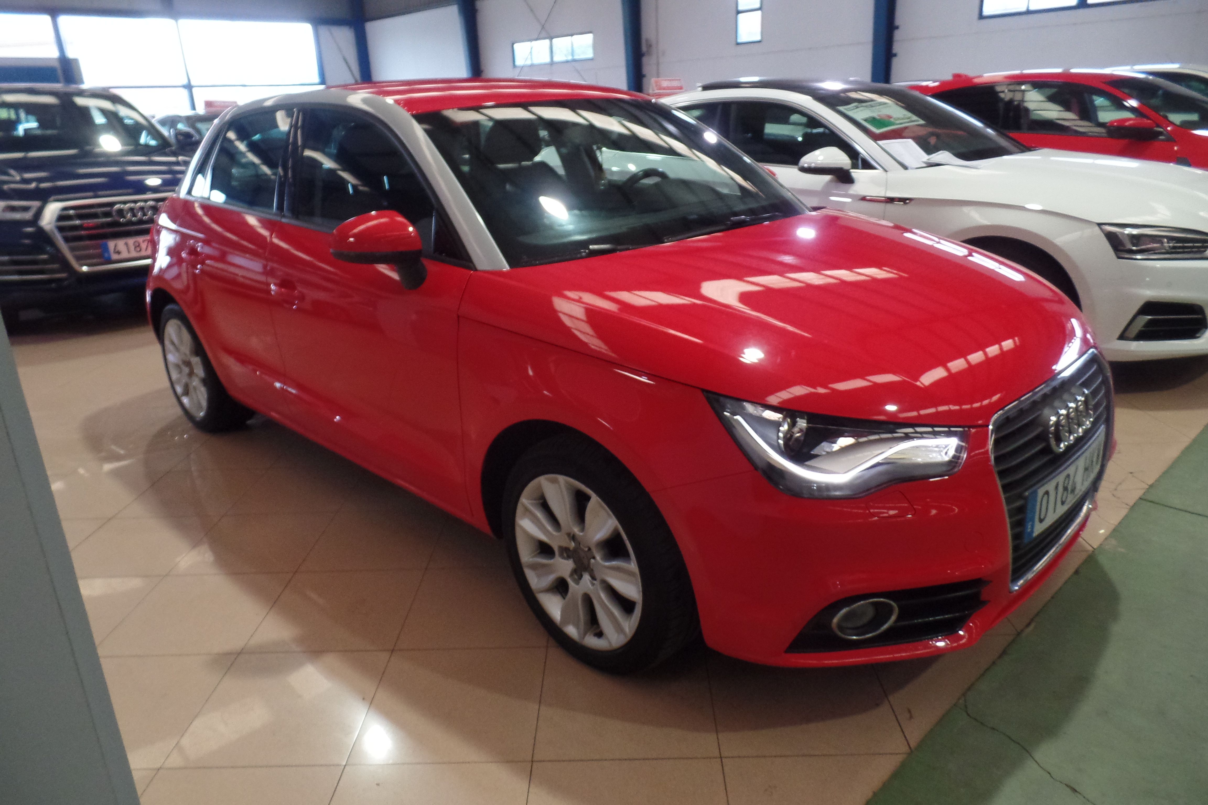 AUDI A1 Sportback 1.6 TDI 90cv S tronic Ambition (0184-HKM): Servicios Peugeot de Senra Sport AUDI A1 Sportback 1.6 TDI 90cv S tronic Ambition (0184-HKM): Servicios Peugeot de Senra Sport