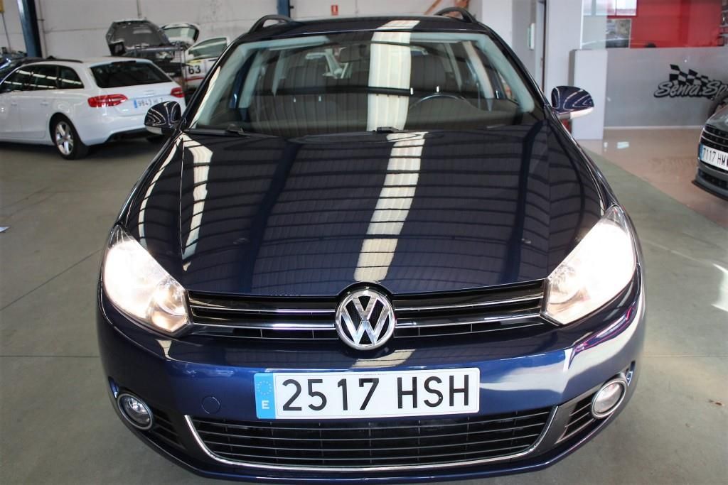 VOLKSWAGEN Golf Variant 1.6 TDI 105cv DPF Advance (2517-HSH): Servicios Peugeot de Senra Sport VOLKSWAGEN Golf Variant 1.6 TDI 105cv DPF Advance (2517-HSH): Servicios Peugeot de Senra Sport