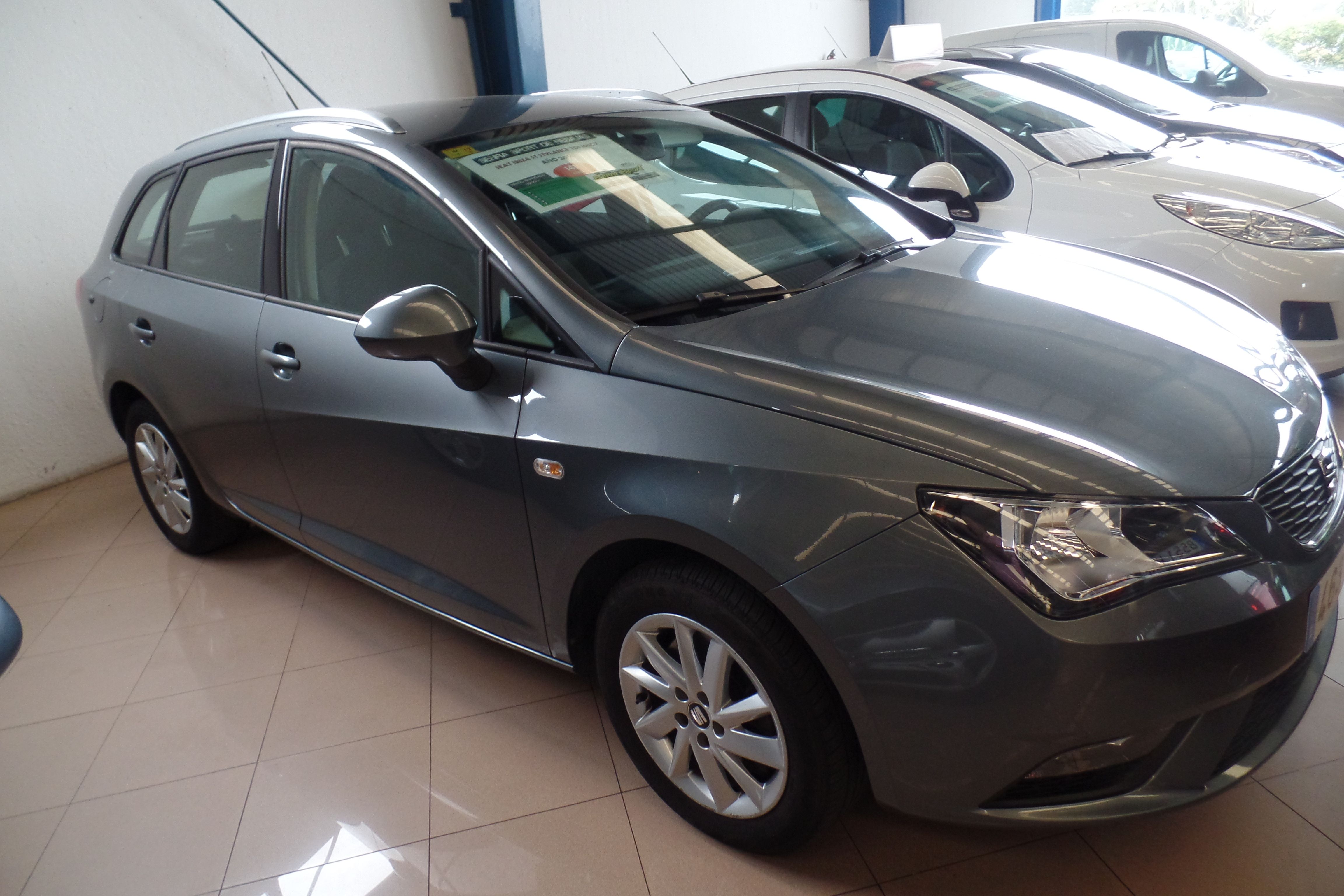 SEAT Ibiza ST 1.6 TDI 105cv Style (4637HSX): Servicios Peugeot de Senra Sport SEAT Ibiza ST 1.6 TDI 105cv Style (4637HSX): Servicios Peugeot de Senra Sport