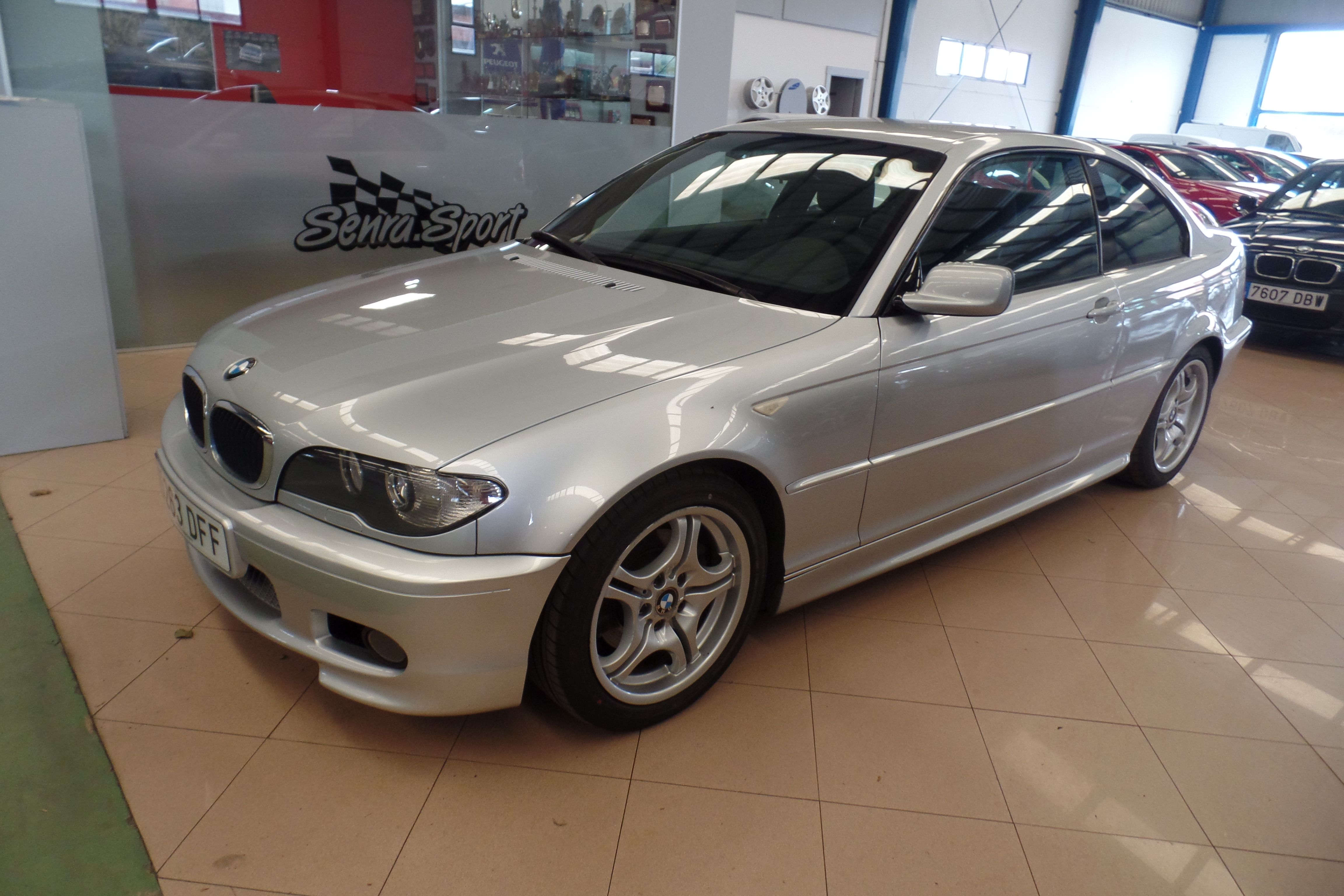 BMW Serie 3 318d Essential Edition Touring (8551-HNF): Servicios Peugeot de Senra Sport BMW Serie 3 318d Essential Edition Touring (8551-HNF): Servicios Peugeot de Senra Sport