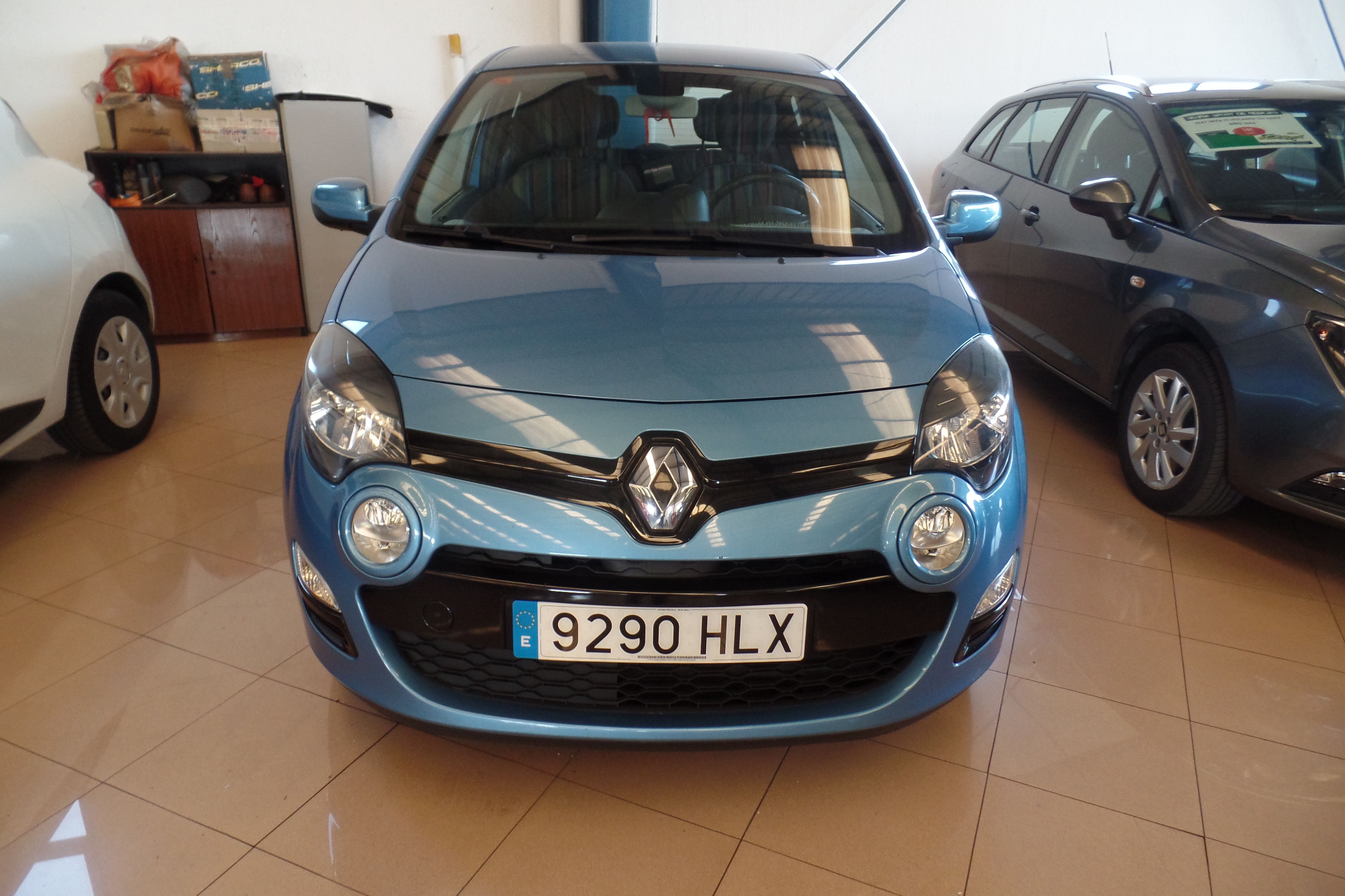 RENAULT Twingo Emotion dCi 85 eco2 (9290-HLX): Servicios Peugeot de Senra Sport RENAULT Twingo Emotion dCi 85 eco2 (9290-HLX): Servicios Peugeot de Senra Sport