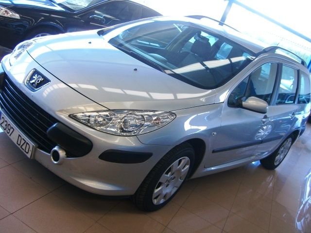 PEUGEOT 307 BREAK 1.6 HDI 110 CV (2397DZD): Servicios Peugeot de Senra Sport PEUGEOT 307 BREAK 1.6 HDI 110 CV (2397DZD): Servicios Peugeot de Senra Sport