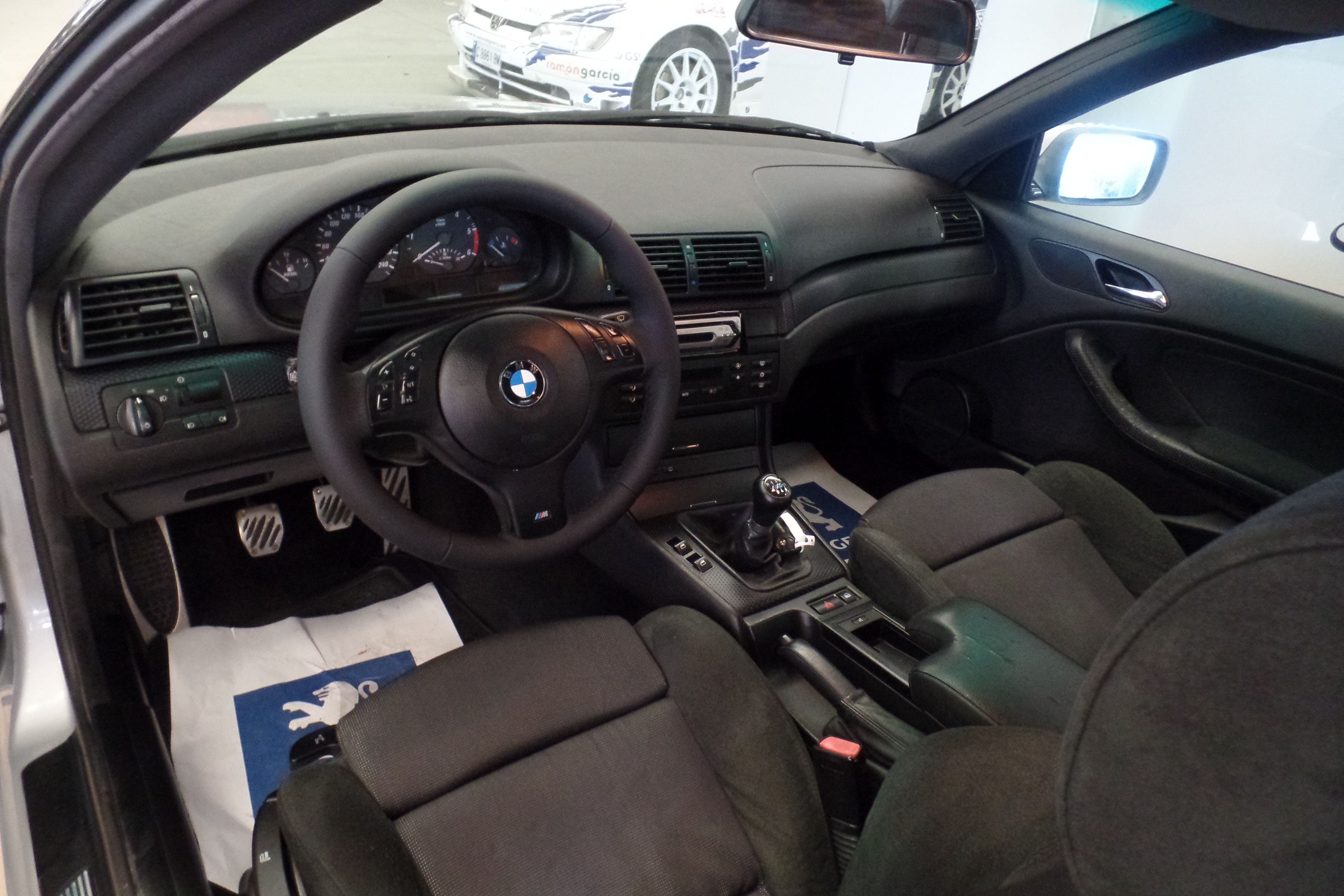 BMW Serie 3 318d Essential Edition Touring (8551-HNF): Servicios Peugeot de Senra Sport BMW Serie 3 318d Essential Edition Touring (8551-HNF): Servicios Peugeot de Senra Sport