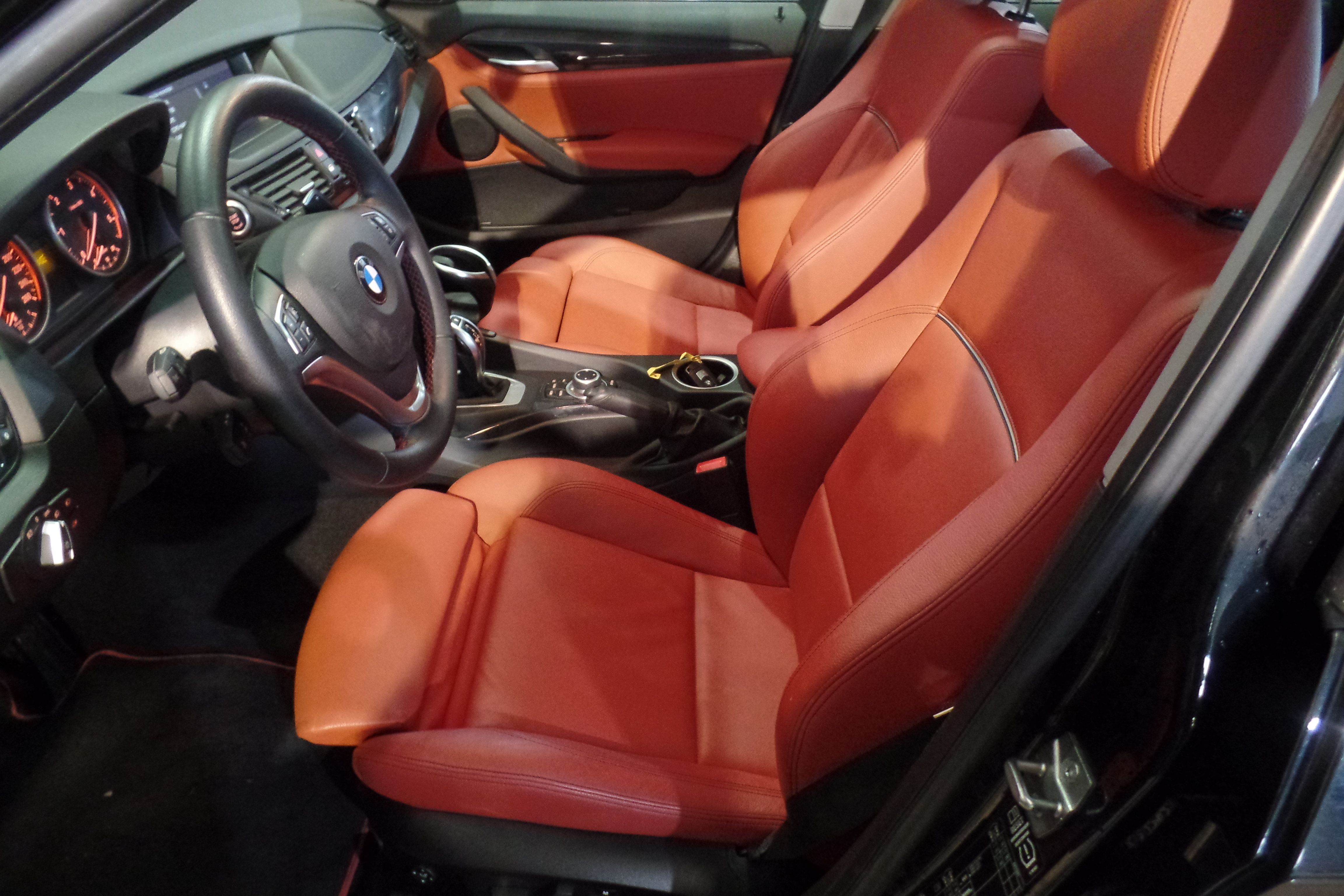 BMW X1 xDrive25d (2483-HRF): Servicios Peugeot de Senra Sport BMW X1 xDrive25d (2483-HRF): Servicios Peugeot de Senra Sport