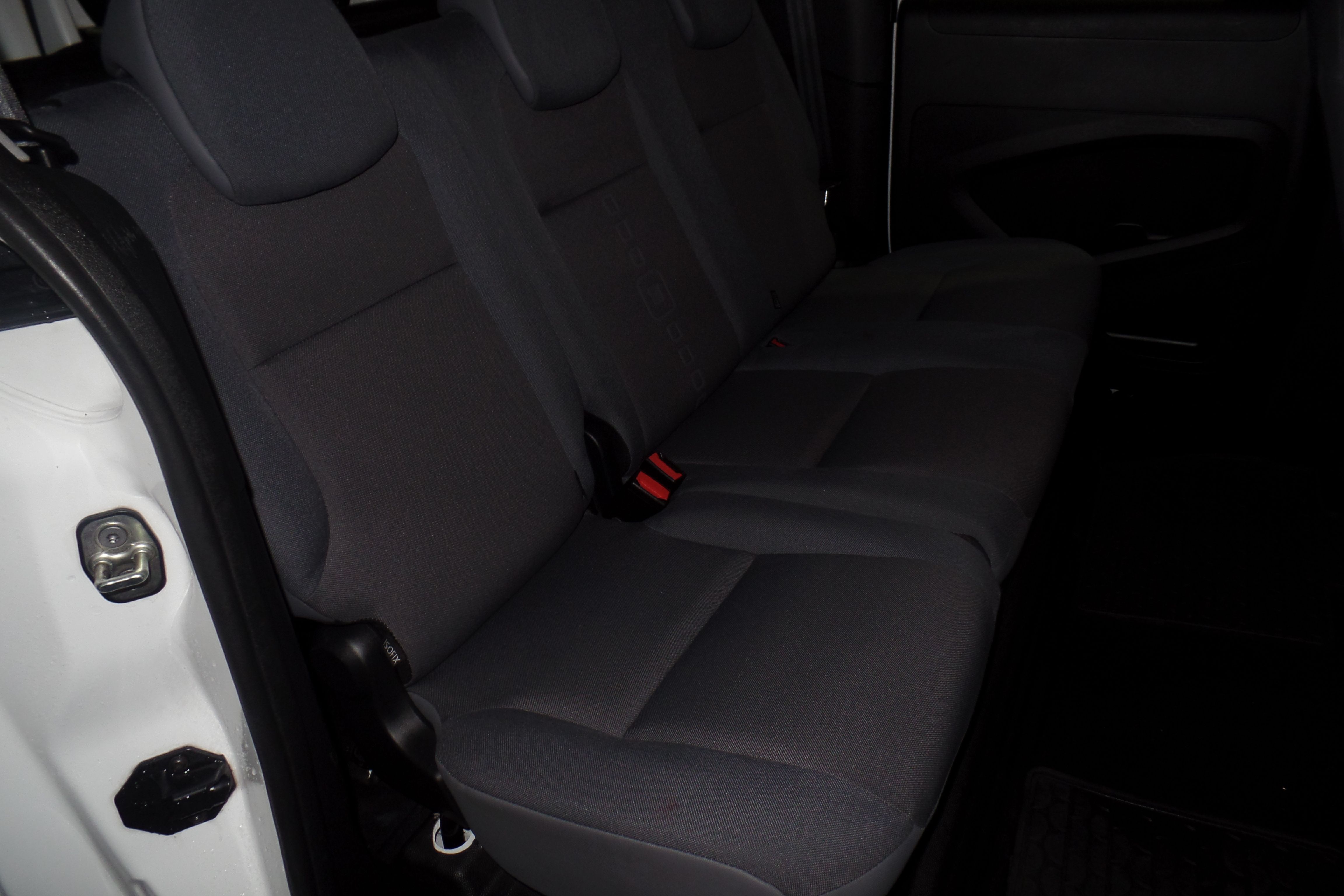 CITROEN Berlingo 1.6 HDi 90 Attraction (1815-HZG): Servicios Peugeot de Senra Sport CITROEN Berlingo 1.6 HDi 90 Attraction (1815-HZG): Servicios Peugeot de Senra Sport