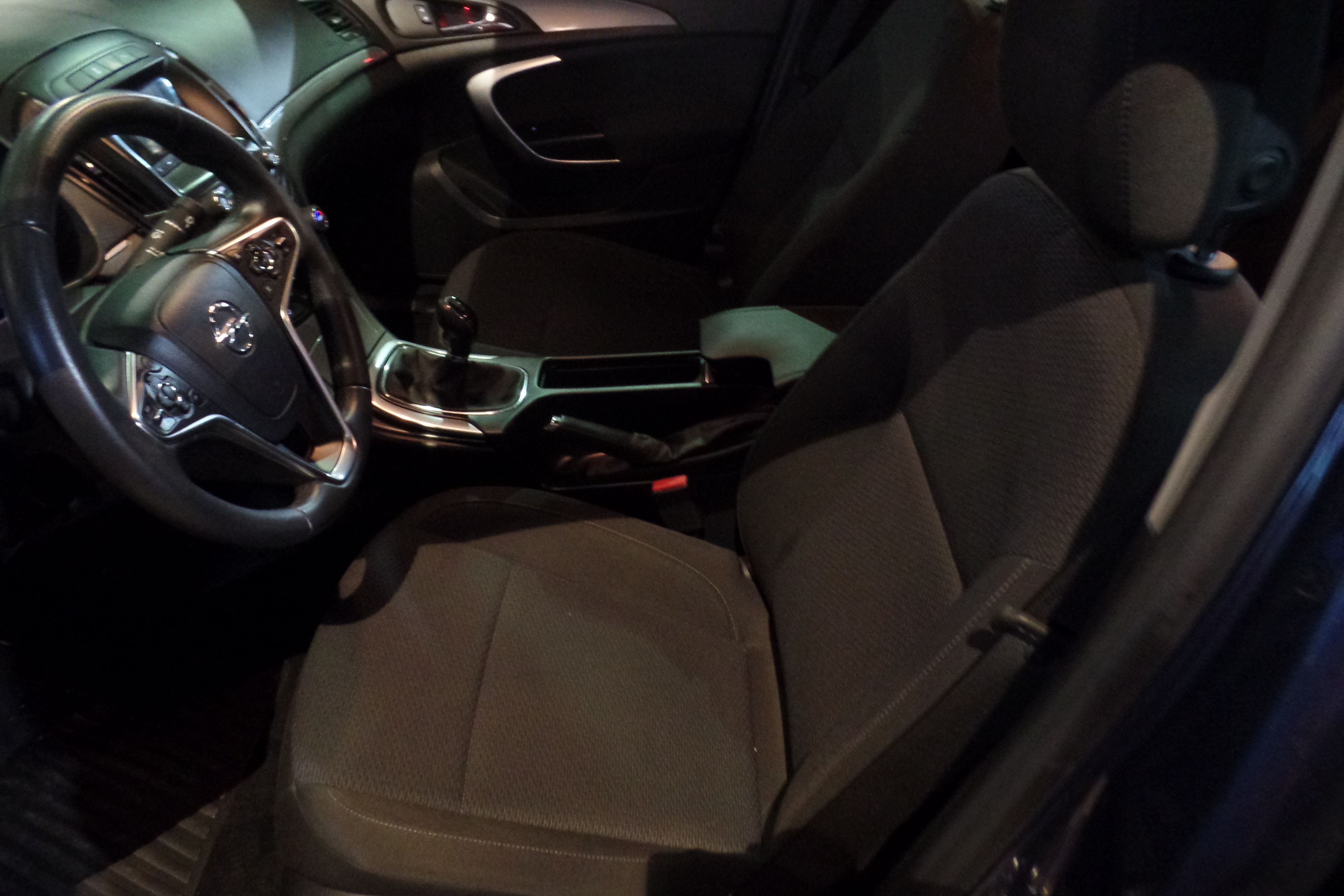 OPEL Insignia 2.0 CDTI ecoFLEX StartStop 120 Business (1601-HYY): Servicios Peugeot de Senra Sport OPEL Insignia 2.0 CDTI ecoFLEX StartStop 120 Business (1601-HYY): Servicios Peugeot de Senra Sport