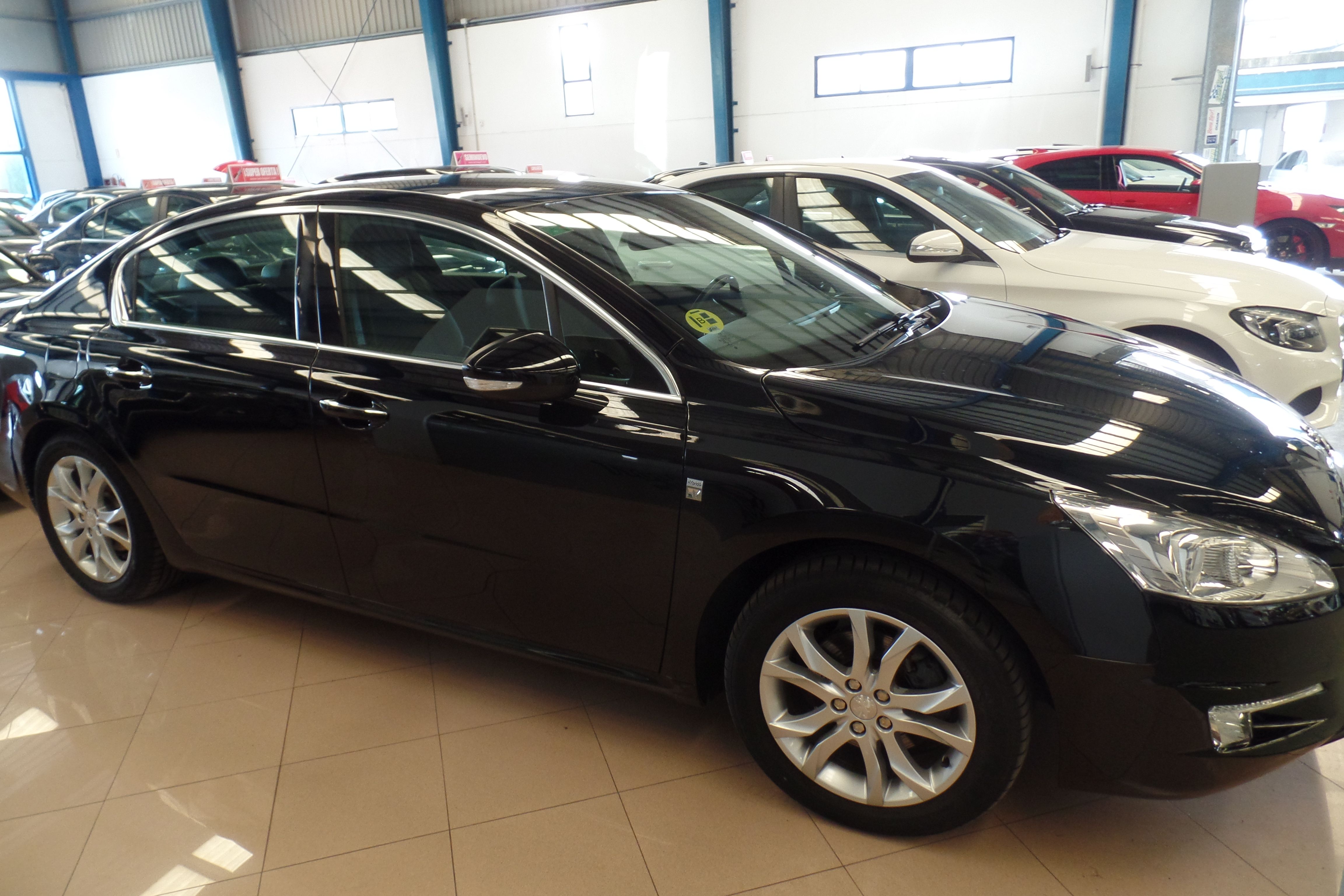 PEUGEOT 508 Allure 2.0 HDi HYbrid4 200cv (7973HSX): Servicios Peugeot de Senra Sport PEUGEOT 508 Allure 2.0 HDi HYbrid4 200cv (7973HSX): Servicios Peugeot de Senra Sport