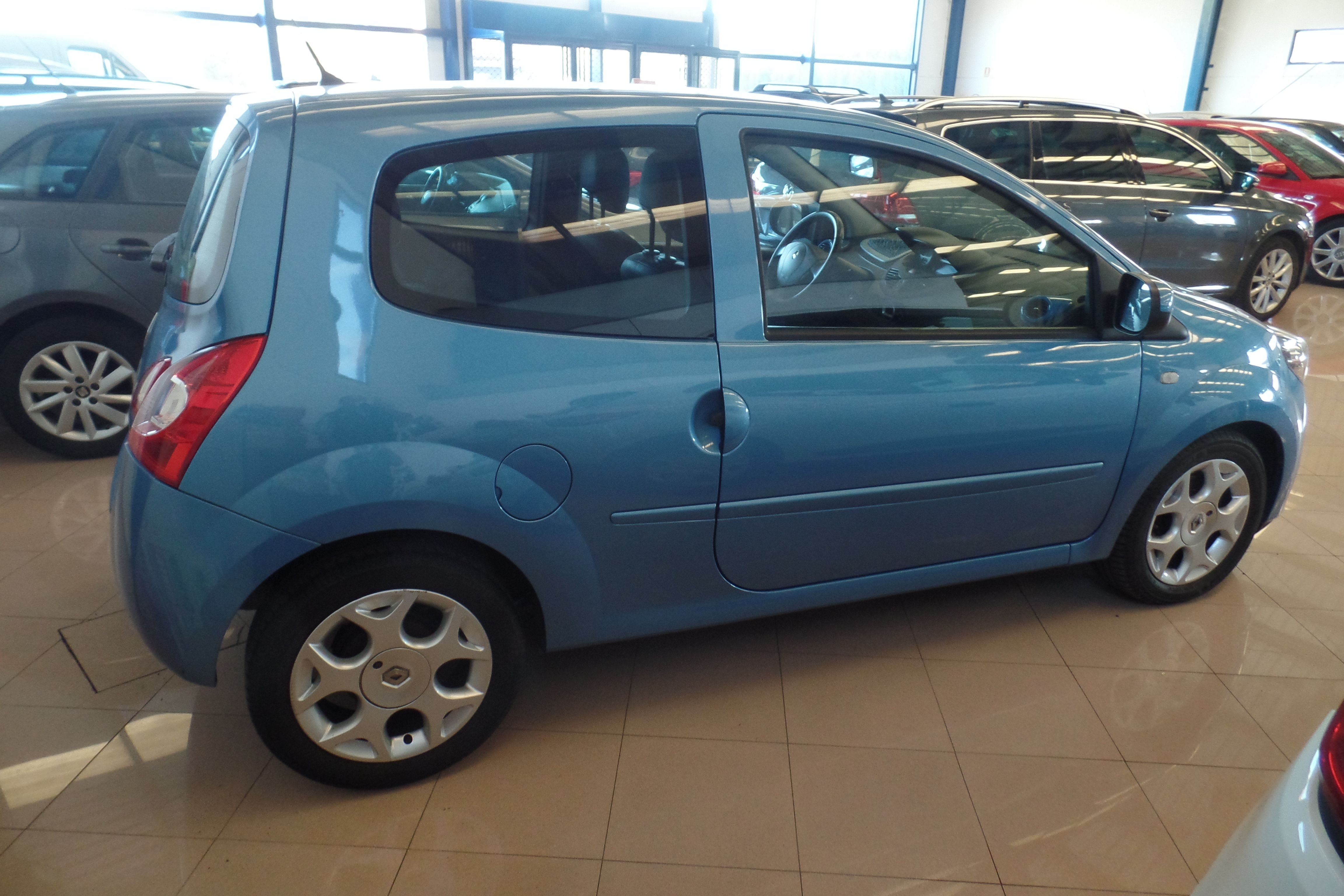 RENAULT Twingo Emotion dCi 85 eco2 (9290-HLX): Servicios Peugeot de Senra Sport RENAULT Twingo Emotion dCi 85 eco2 (9290-HLX): Servicios Peugeot de Senra Sport
