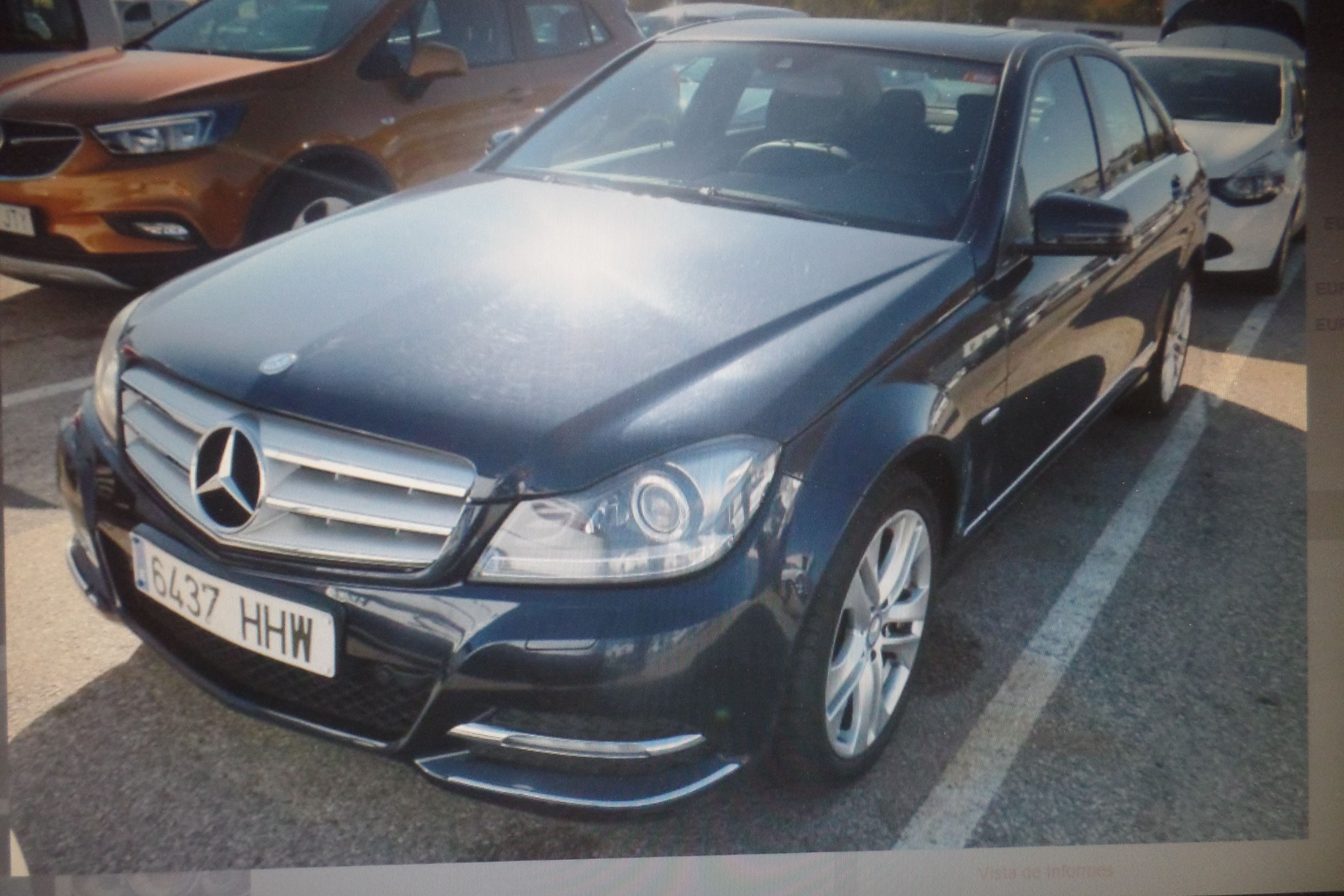 MERCEDES-BENZ Clase C C 250 CDI Blue Efficiency Avantgarde (6437-HHW): Servicios Peugeot de Senra Sport MERCEDES-BENZ Clase C C 250 CDI Blue Efficiency Avantgarde (6437-HHW): Servicios Peugeot de Senra Sport