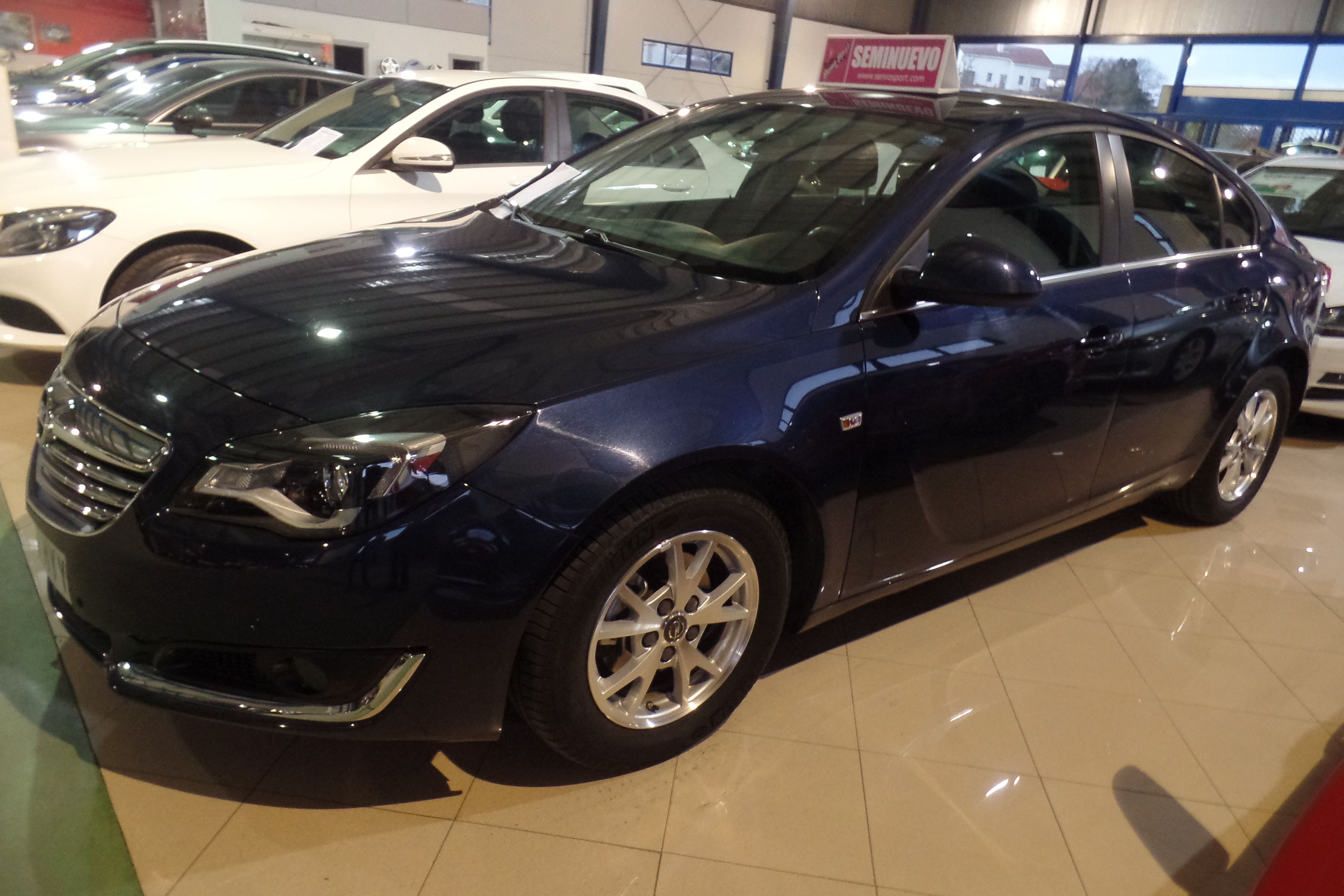 OPEL Insignia 2.0 CDTI ecoFLEX StartStop 120 Business (1601-HYY): Servicios Peugeot de Senra Sport OPEL Insignia 2.0 CDTI ecoFLEX StartStop 120 Business (1601-HYY): Servicios Peugeot de Senra Sport
