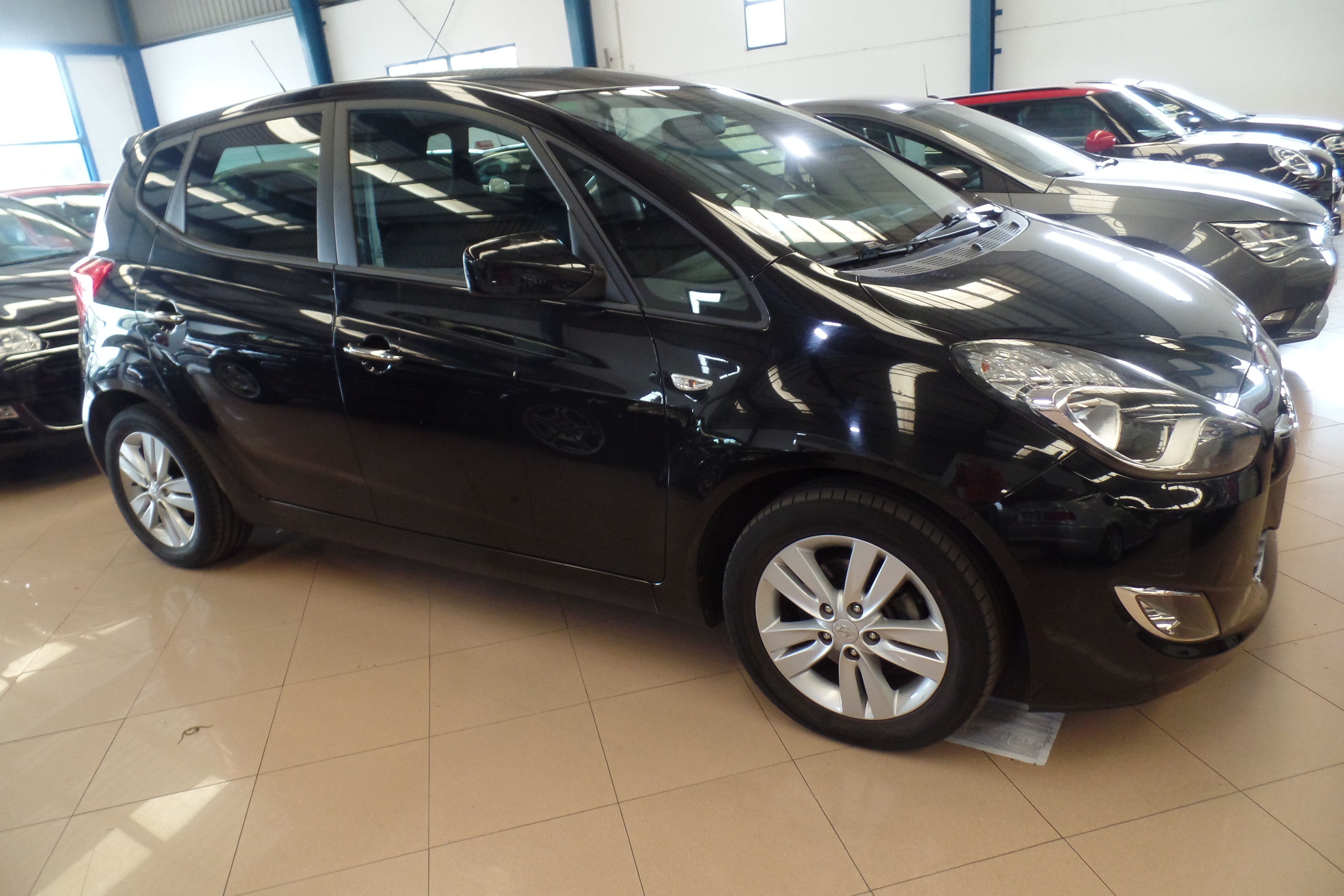 HYUNDAI ix20 1.6 CRDI GLS 115cv Comfort (7937HGP): Servicios Peugeot de Senra Sport HYUNDAI ix20 1.6 CRDI GLS 115cv Comfort (7937HGP): Servicios Peugeot de Senra Sport