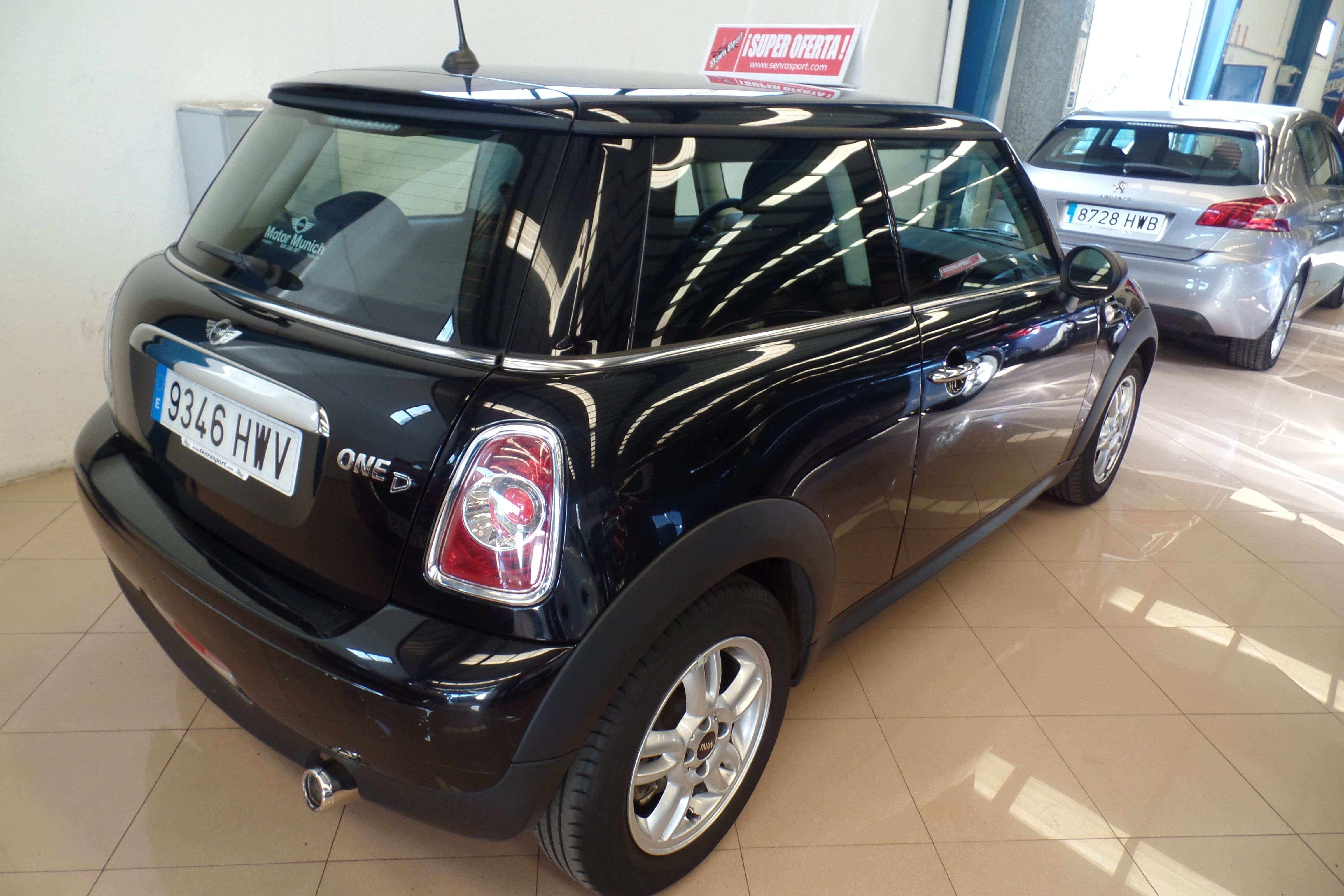 MINI MINI One D (9346-HWV): Servicios Peugeot de Senra Sport MINI MINI One D (9346-HWV): Servicios Peugeot de Senra Sport