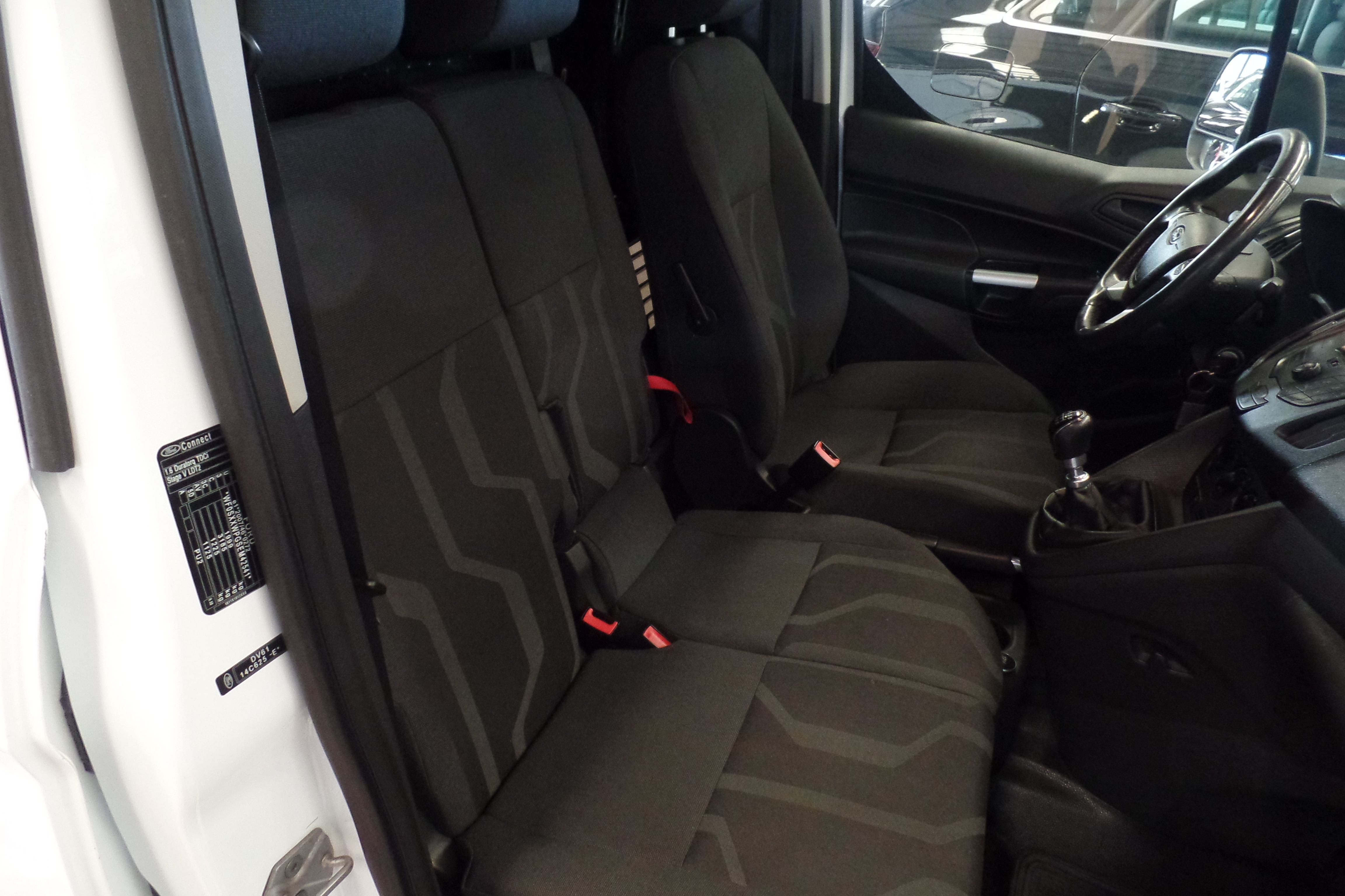 FORD Connect Compact Tourneo Compact Tourneo 1.6 TDCi 115cv Titanium Titani: Servicios Peugeot de Senra Sport FORD Connect Compact Tourneo Compact Tourneo 1.6 TDCi 115cv Titanium Titani: Servicios Peugeot de Senra Sport