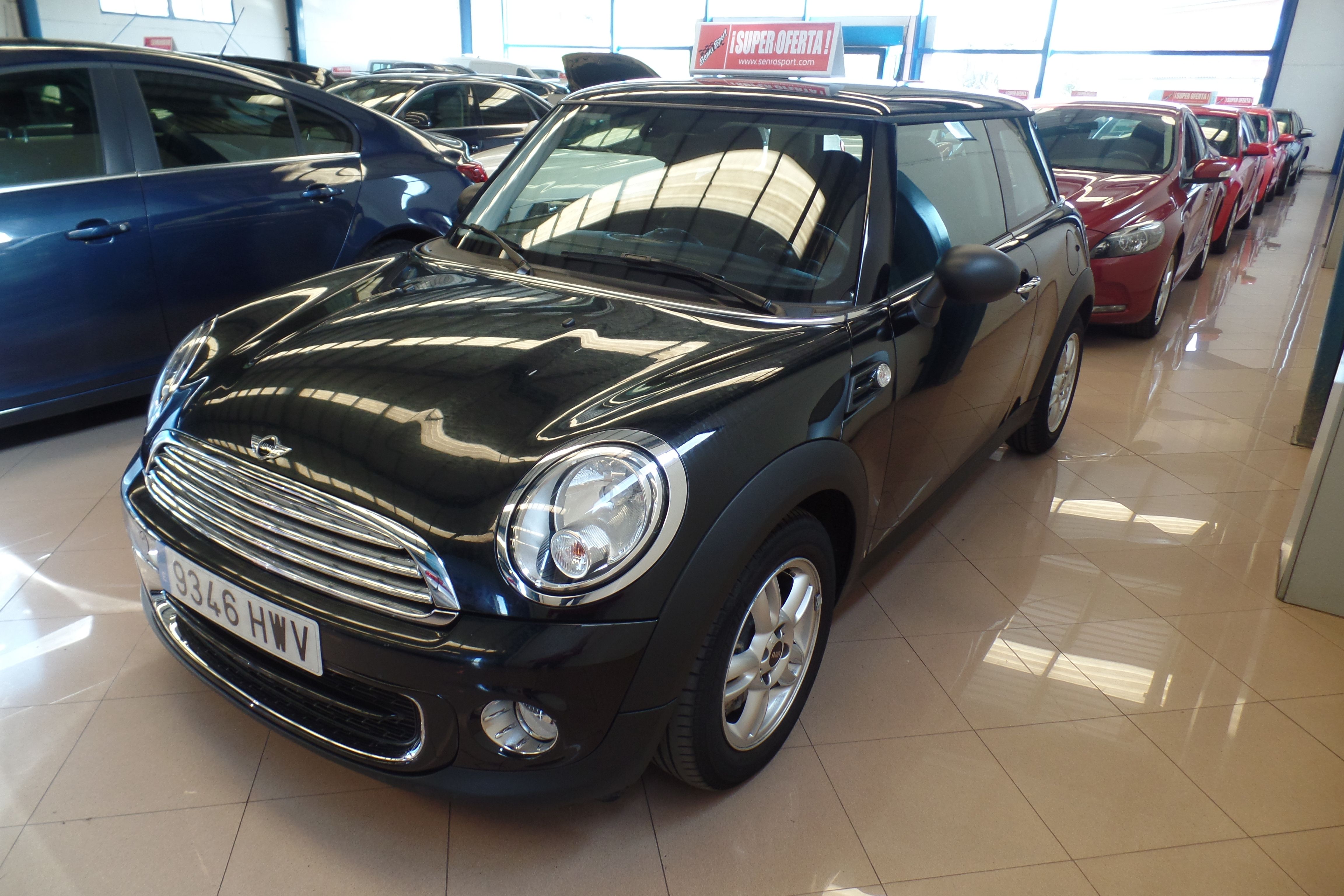 MINI MINI One D (9346-HWV): Servicios Peugeot de Senra Sport MINI MINI One D (9346-HWV): Servicios Peugeot de Senra Sport