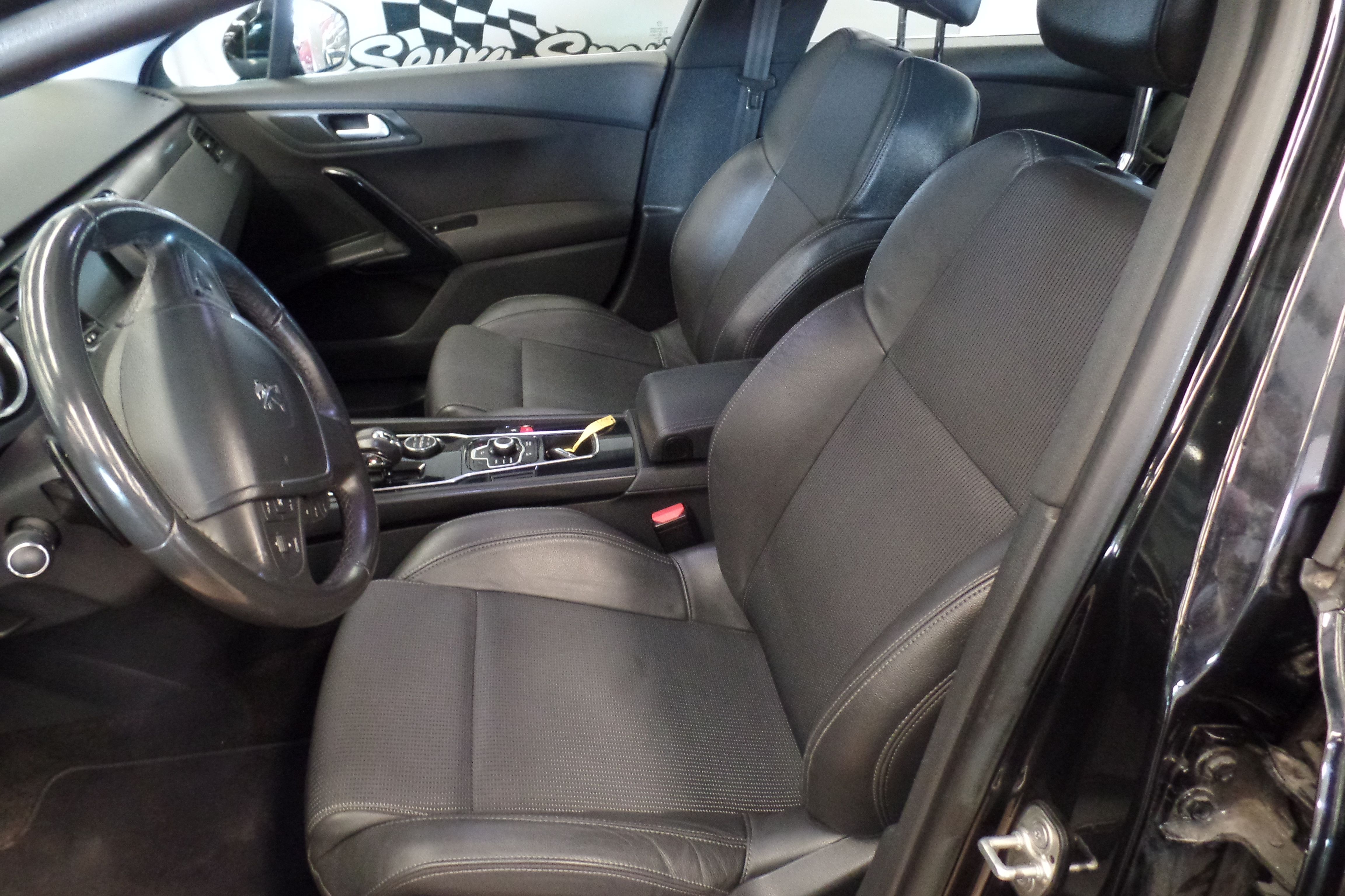 PEUGEOT 508 Allure 2.0 HDi HYbrid4 200cv (7973HSX): Servicios Peugeot de Senra Sport PEUGEOT 508 Allure 2.0 HDi HYbrid4 200cv (7973HSX): Servicios Peugeot de Senra Sport