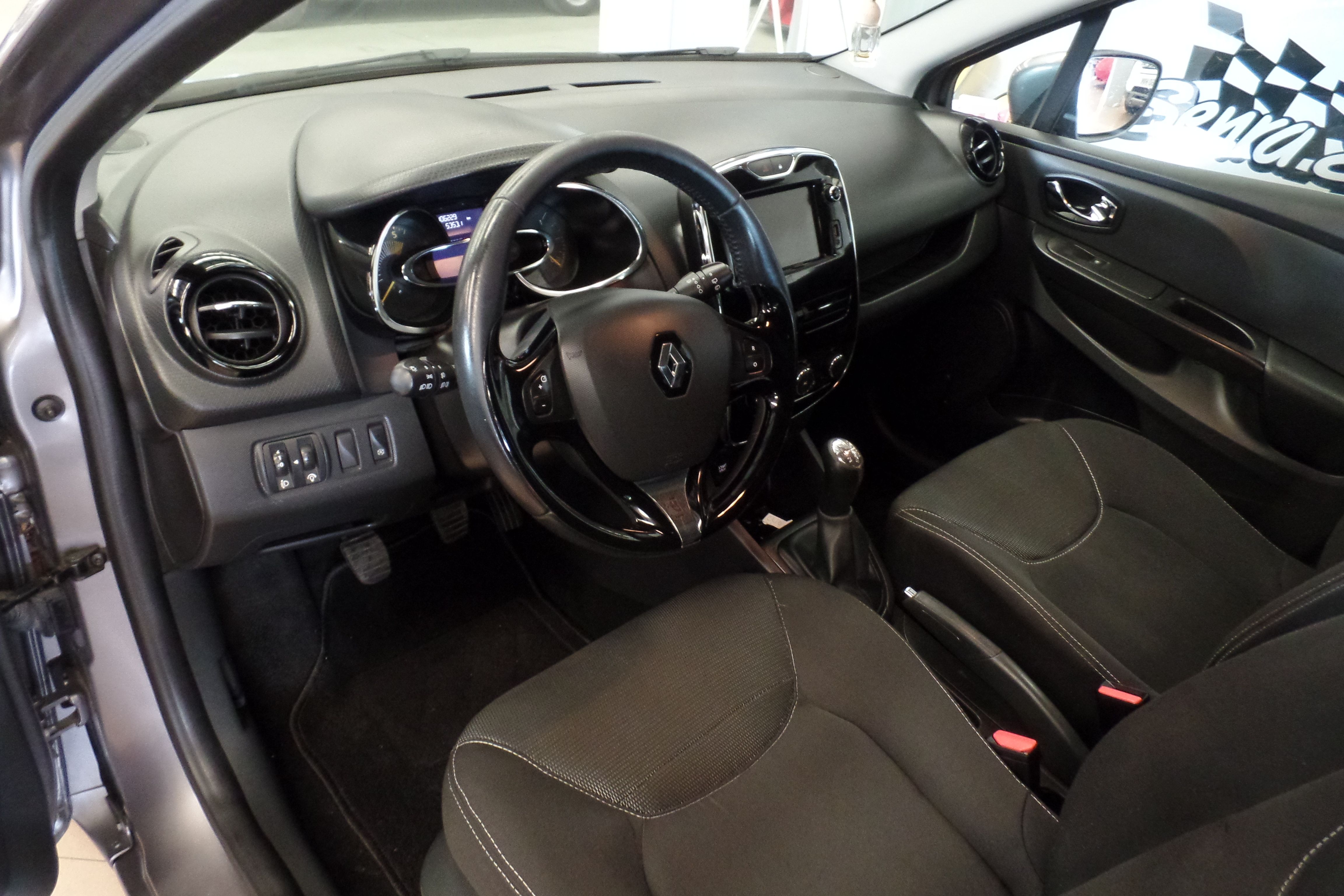 RENAULT Clio Sport Tou. Exp. Energy dCi 90 SS eco2 (8647-HSS): Servicios Peugeot de Senra Sport RENAULT Clio Sport Tou. Exp. Energy dCi 90 SS eco2 (8647-HSS): Servicios Peugeot de Senra Sport