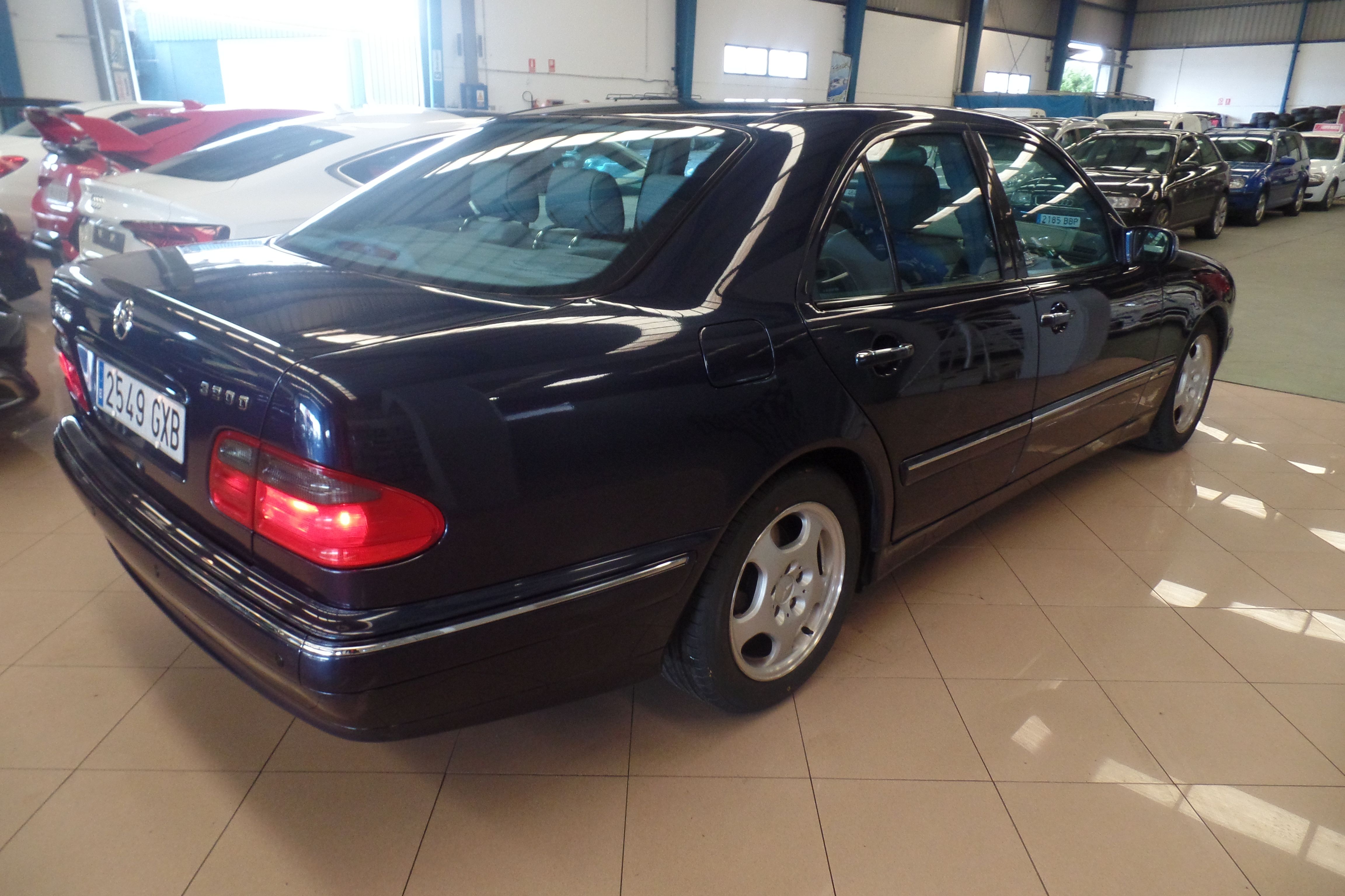 MERCEDES-BENZ Clase E E 320 AVANTGARDE: Servicios Peugeot de Senra Sport MERCEDES-BENZ Clase E E 320 AVANTGARDE: Servicios Peugeot de Senra Sport