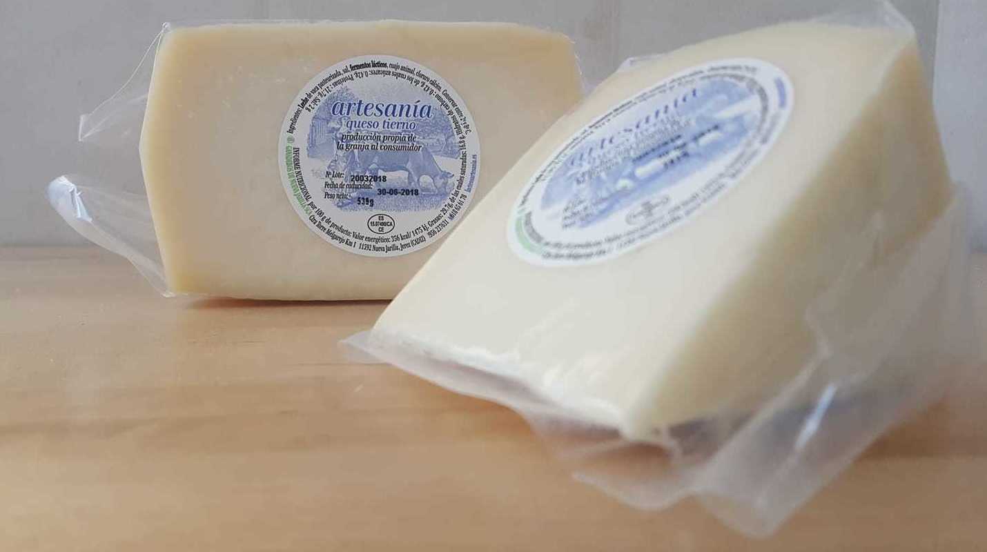 Queso tierno: Nuestros productos de Lácteos Artesanía Queso tierno: Nuestros productos de Lácteos Artesanía