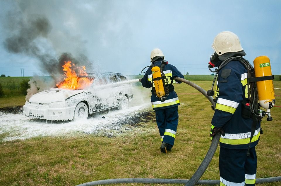 Cursos formación incendios 1: Servicios de Extintores Proinse Cursos formación incendios 1: Servicios de Extintores Proinse