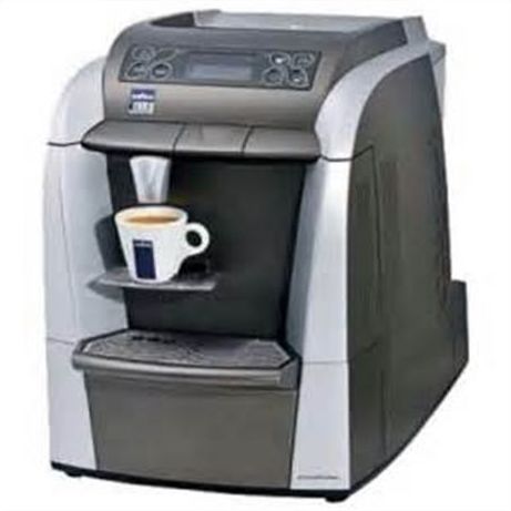 Máquina de funcionamiento con café en cápsulas LB 2300: Catálogo de Sur Vending Coffee S.L. Máquina de funcionamiento con café en cápsulas LB 2300: Catálogo de Sur Vending Coffee S.L.