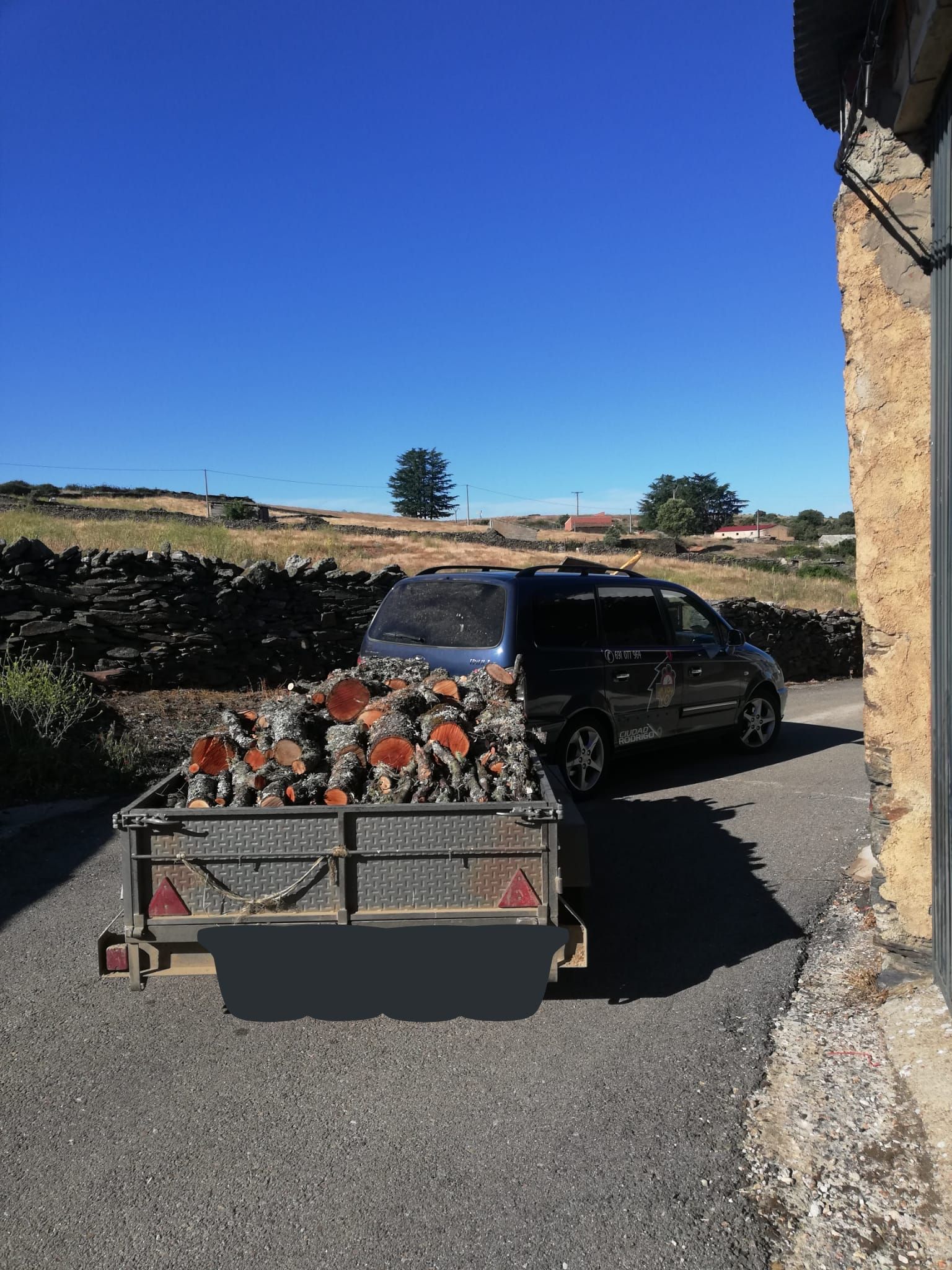 Transporte de leña en Salamanca