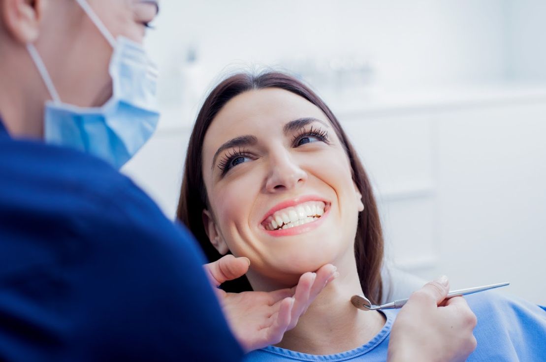 Diseñamos tu sonrisa: Servicios especializados de Centro Estético Dental García Marí Tenerife Diseñamos tu sonrisa: Servicios especializados de Centro Estético Dental García Marí Tenerife