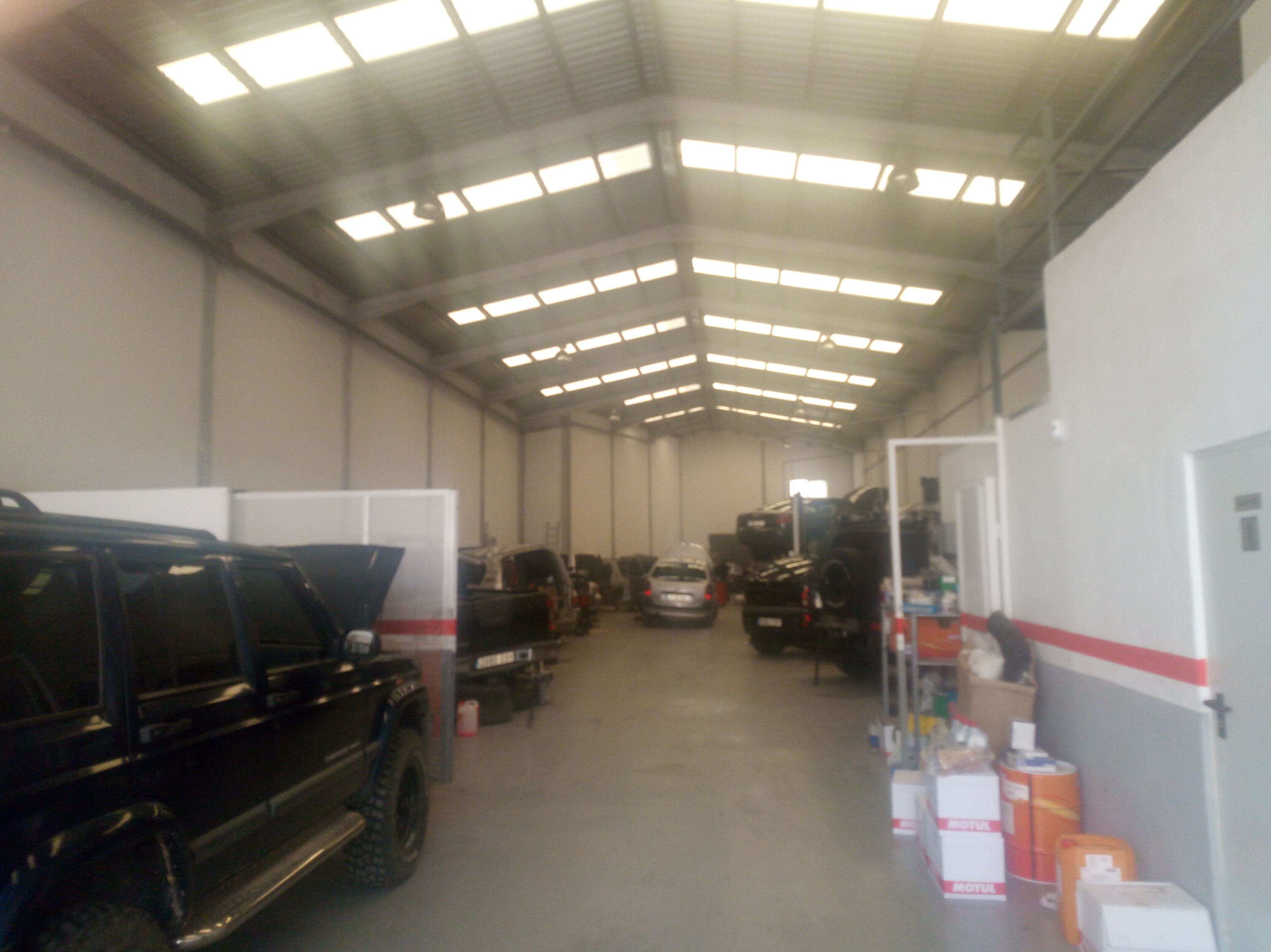 Recambios y Accesorios: Servicios de Herrero Automoción Recambios y Accesorios: Servicios de Herrero Automoción