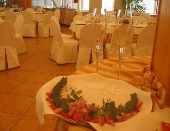Bodas: Bodas, eventos y celebraciones de Restaurante Molí-Canyar Bodas: Bodas, eventos y celebraciones de Restaurante Molí-Canyar