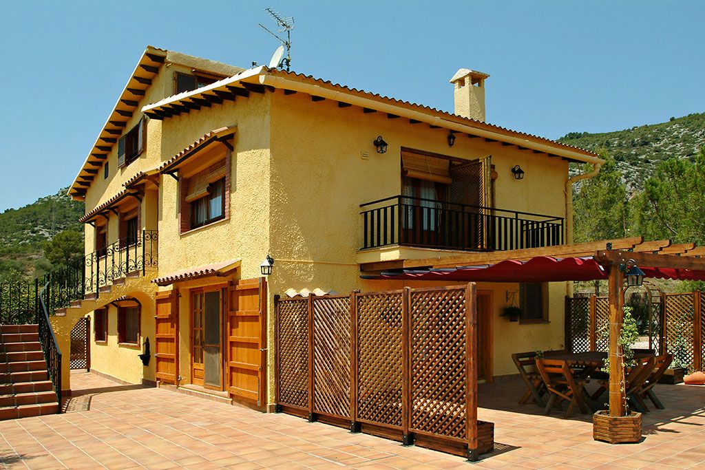 La Ginesta: Casa rural de La Ginesta Rural La Ginesta: Casa rural de La Ginesta Rural