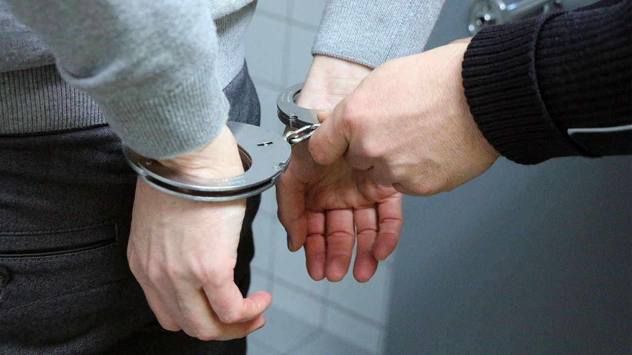 Asistencia al detenido: Catálogo de Alonso Abogado Asociados Asistencia al detenido: Catálogo de Alonso Abogado Asociados