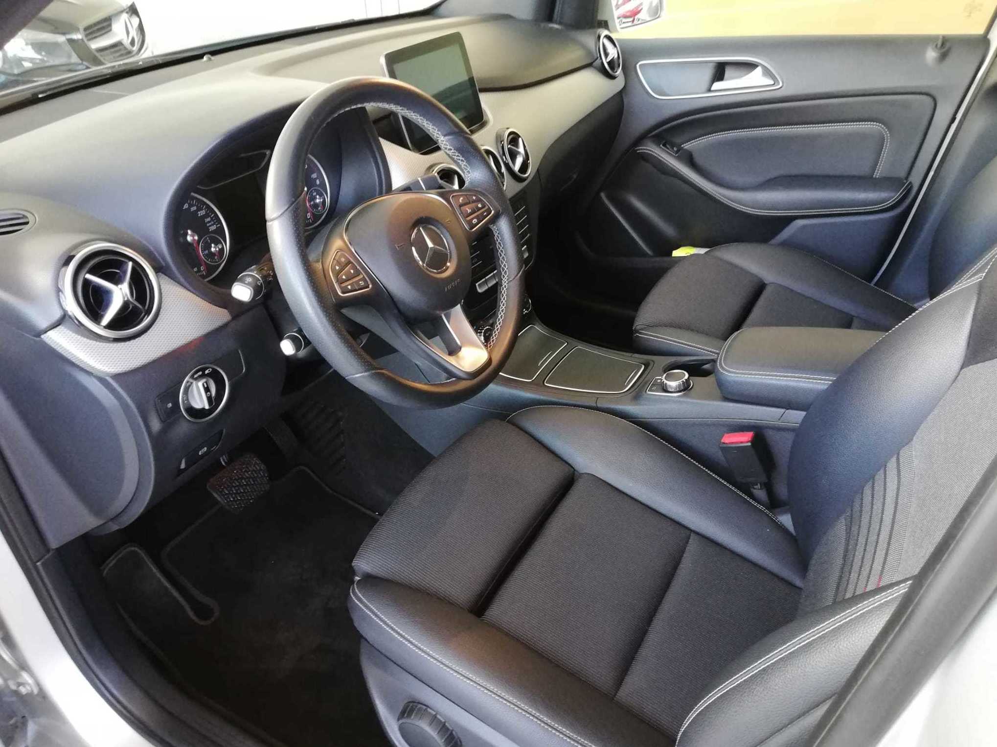 MERCEDES-BENZ Clase B B 200 d 5p.: Nuestro Stock de Bon Cars MERCEDES-BENZ Clase B B 200 d 5p.: Nuestro Stock de Bon Cars
