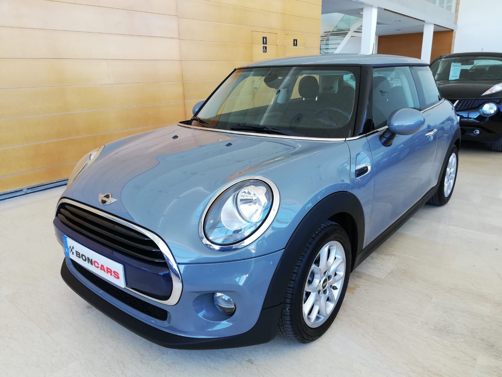 MINI MINI Cooper D 3p.: Nuestro Stock de Bon Cars MINI MINI Cooper D 3p.: Nuestro Stock de Bon Cars