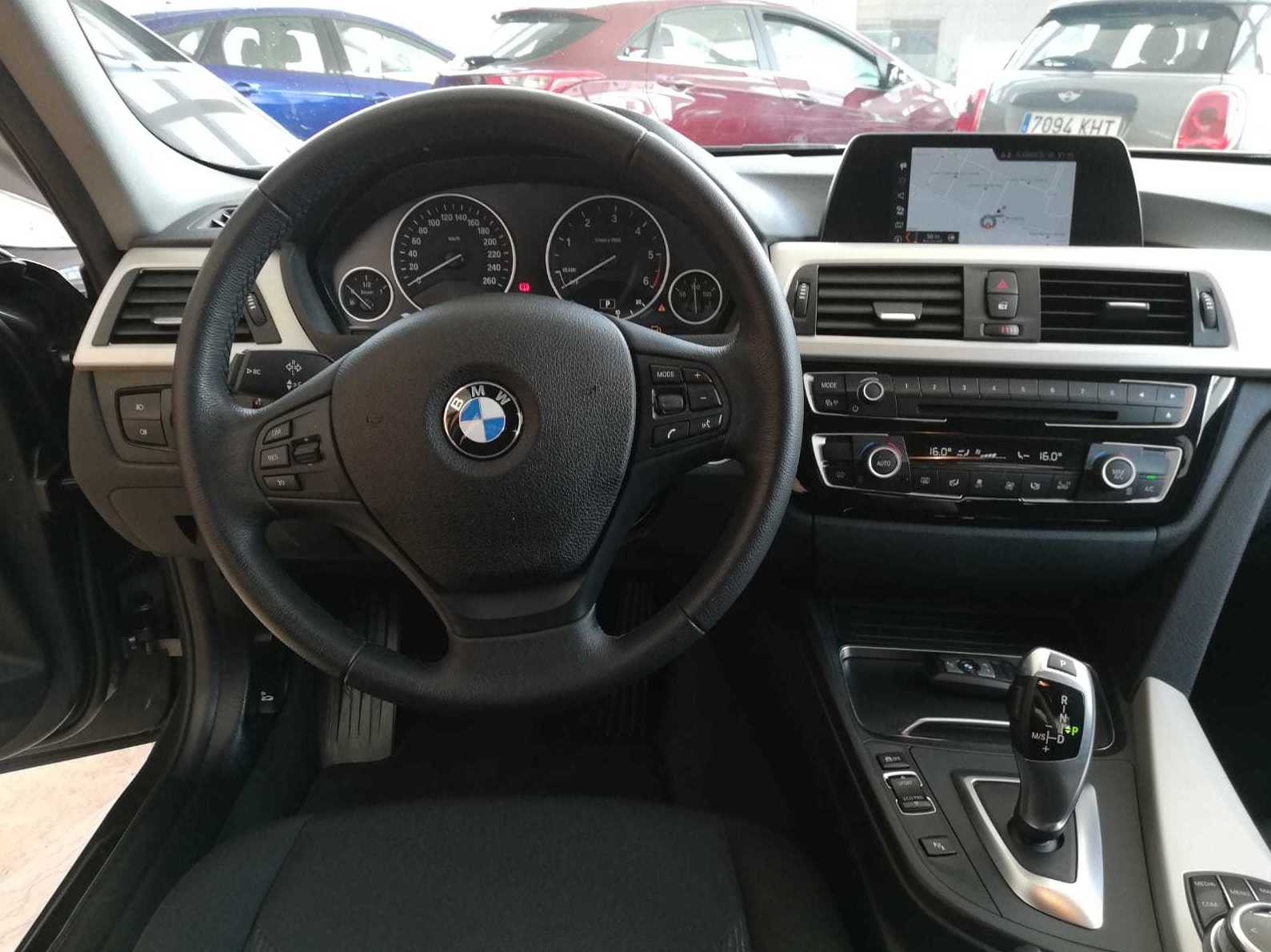 BMW Serie 3 318dA Business 4p: Nuestro Stock de Bon Cars BMW Serie 3 318dA Business 4p: Nuestro Stock de Bon Cars