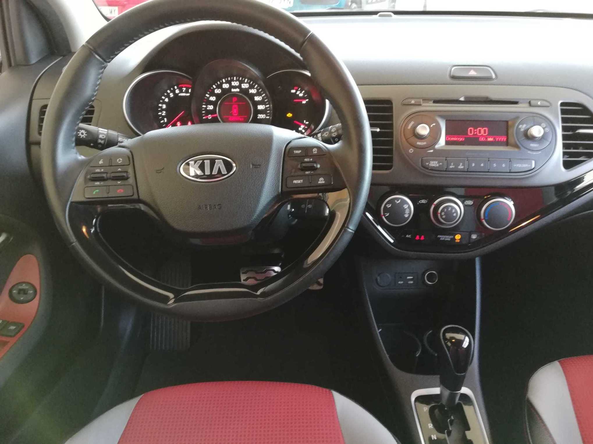 KIA Picanto 1.2 CVVT 85CV Sporty Automatico 5p: Nuestro Stock de Bon Cars KIA Picanto 1.2 CVVT 85CV Sporty Automatico 5p: Nuestro Stock de Bon Cars