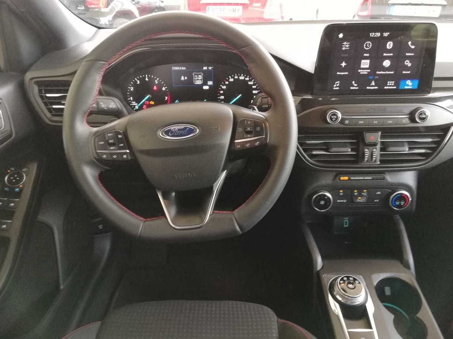 FORD Focus 1.0 Ecoboost 92kW STLine Auto 5p: de Bon Cars FORD Focus 1.0 Ecoboost 92kW STLine Auto 5p: de Bon Cars