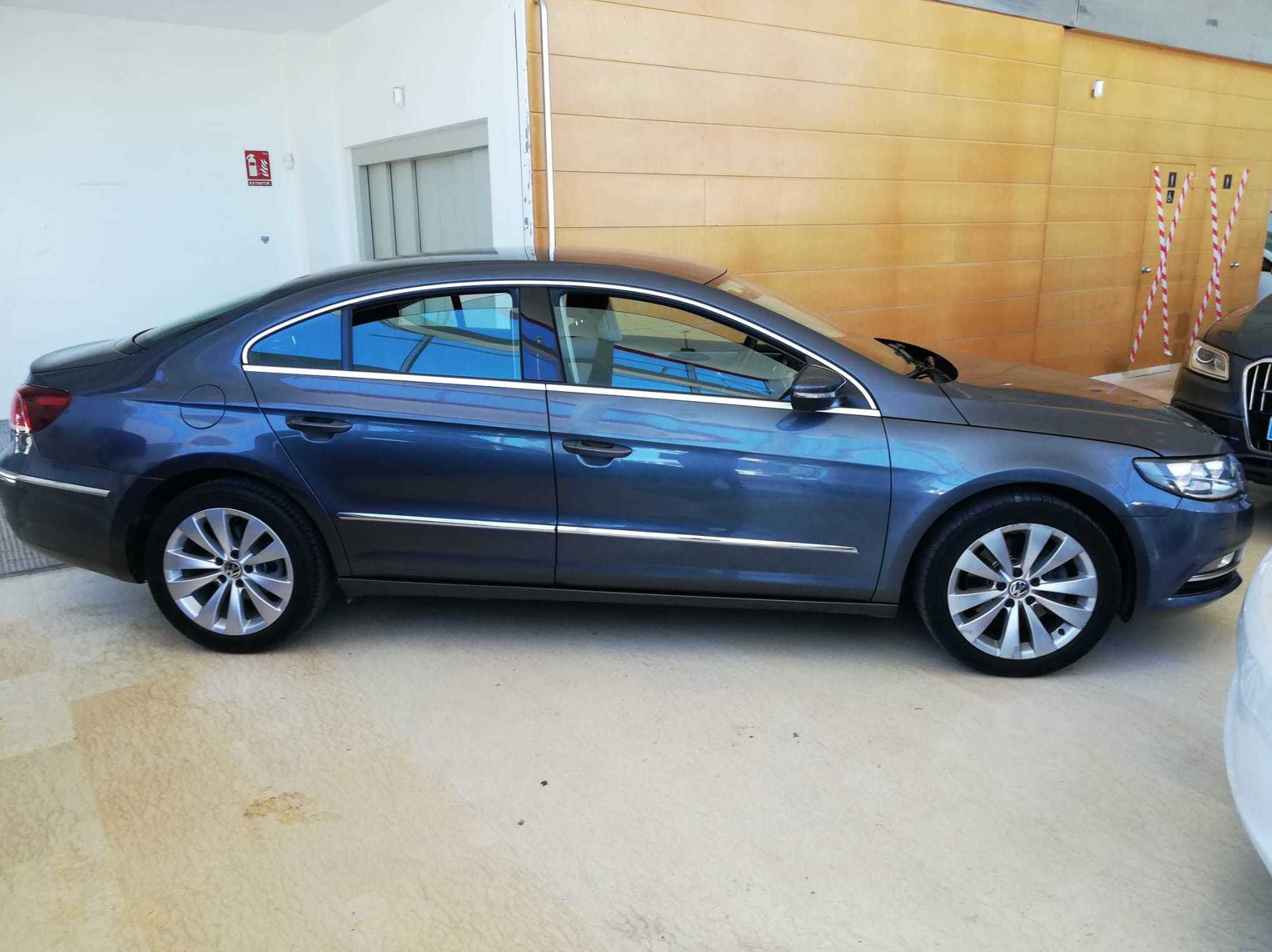 VOLKSWAGEN CC 2.0 TDI 140cv Advance BluemotionTech 4p.: de Bon Cars VOLKSWAGEN CC 2.0 TDI 140cv Advance BluemotionTech 4p.: de Bon Cars