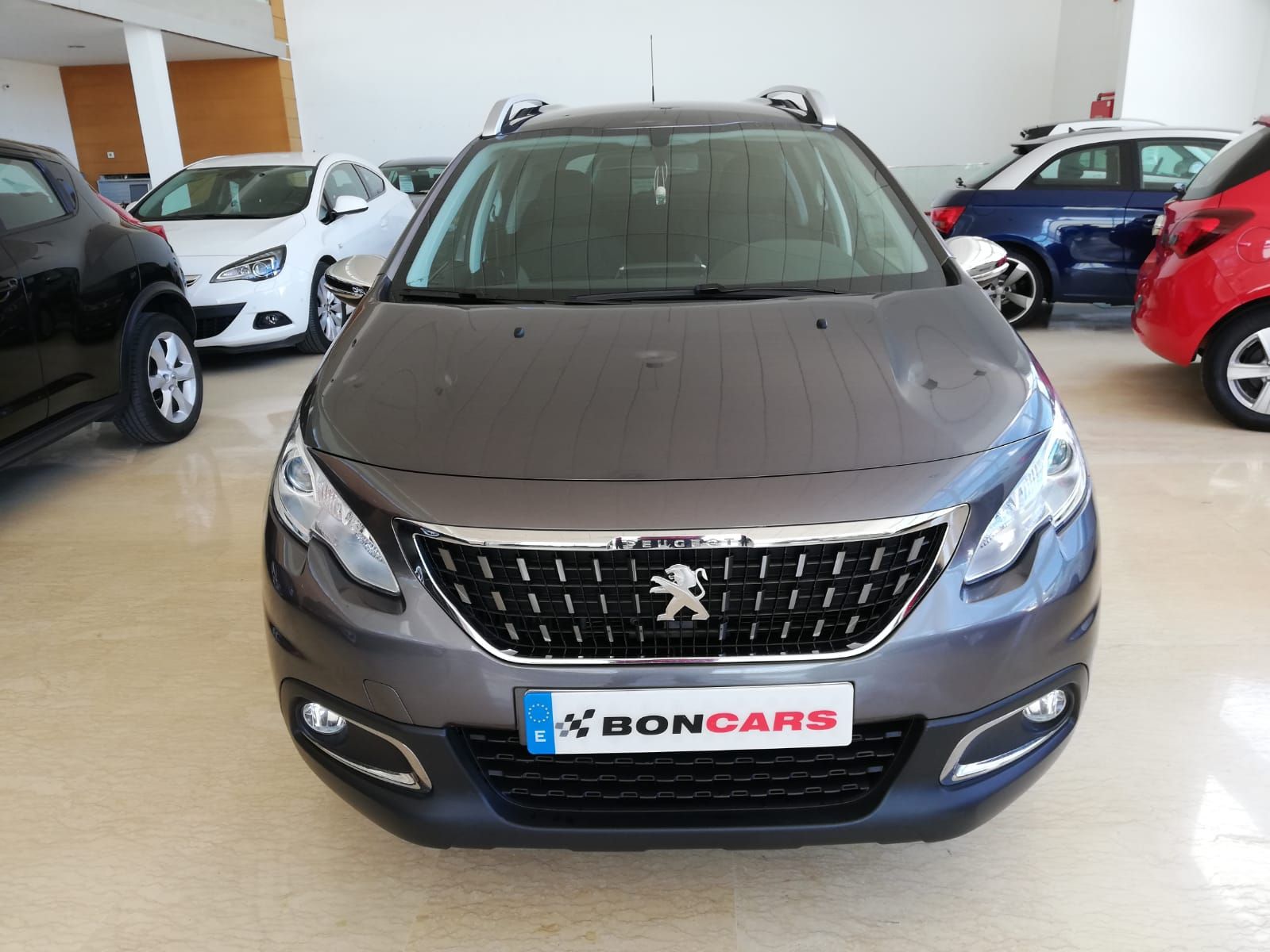 PEUGEOT 2008 Style 1.6 BlueHDi 73KW 100CV 5p.: Nuestro Stock de Bon Cars PEUGEOT 2008 Style 1.6 BlueHDi 73KW 100CV 5p.: Nuestro Stock de Bon Cars