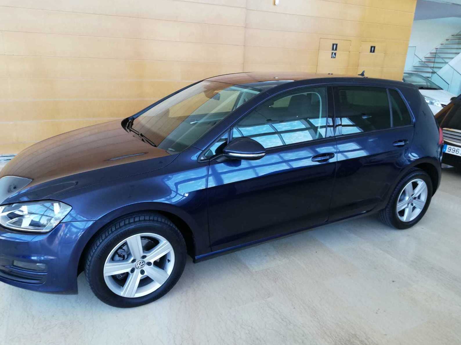 VOLKSWAGEN Golf Business 1.6 TDI 85kW 115CV 5p: Nuestro Stock de Bon Cars VOLKSWAGEN Golf Business 1.6 TDI 85kW 115CV 5p: Nuestro Stock de Bon Cars