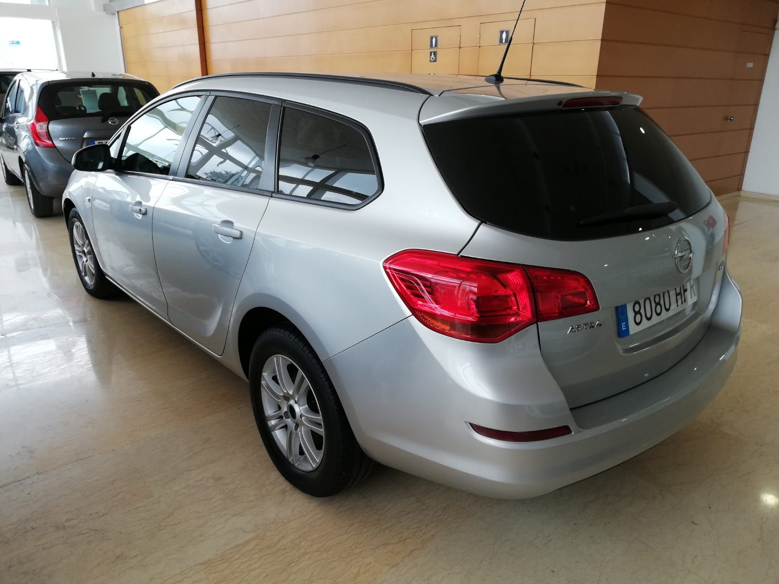 OPEL Astra 1.7 CDTi 110 CV Enjoy ST 5p.: Nuestro Stock de Bon Cars OPEL Astra 1.7 CDTi 110 CV Enjoy ST 5p.: Nuestro Stock de Bon Cars
