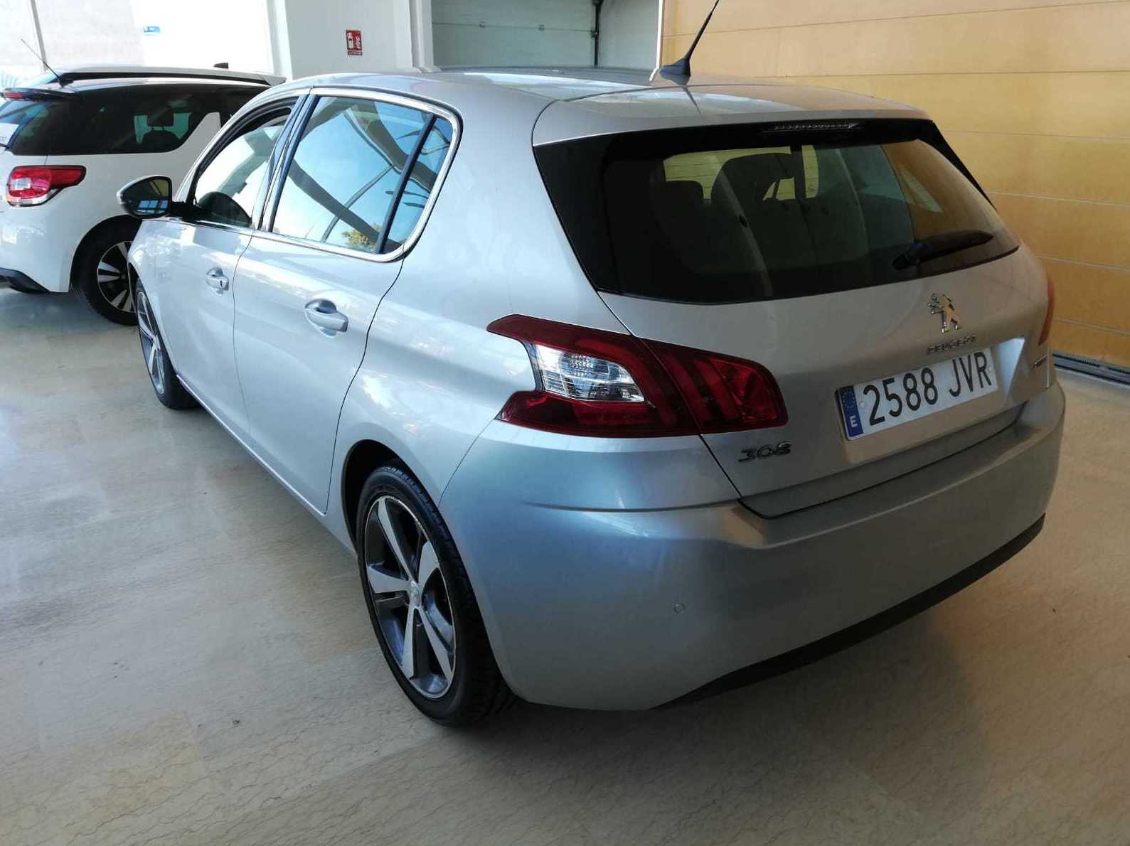PEUGEOT 308 5p Allure 1.2 PureTech 81KW 110CV: Nuestro Stock de Bon Cars PEUGEOT 308 5p Allure 1.2 PureTech 81KW 110CV: Nuestro Stock de Bon Cars