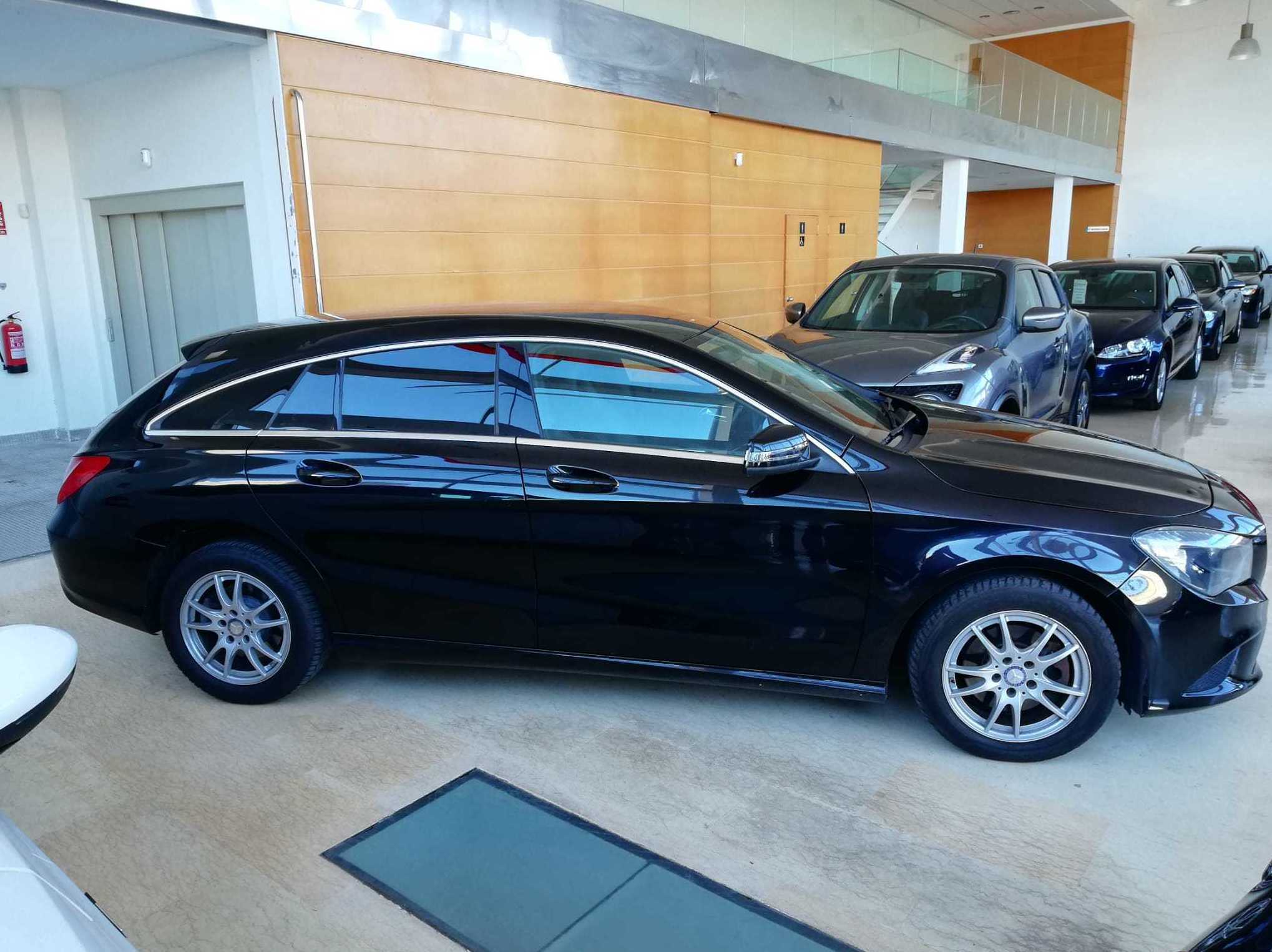MERCEDES-BENZ Clase CLA CLA 200 CDI Urban Shooting Brake 5p.: Nuestro Stock de Bon Cars MERCEDES-BENZ Clase CLA CLA 200 CDI Urban Shooting Brake 5p.: Nuestro Stock de Bon Cars