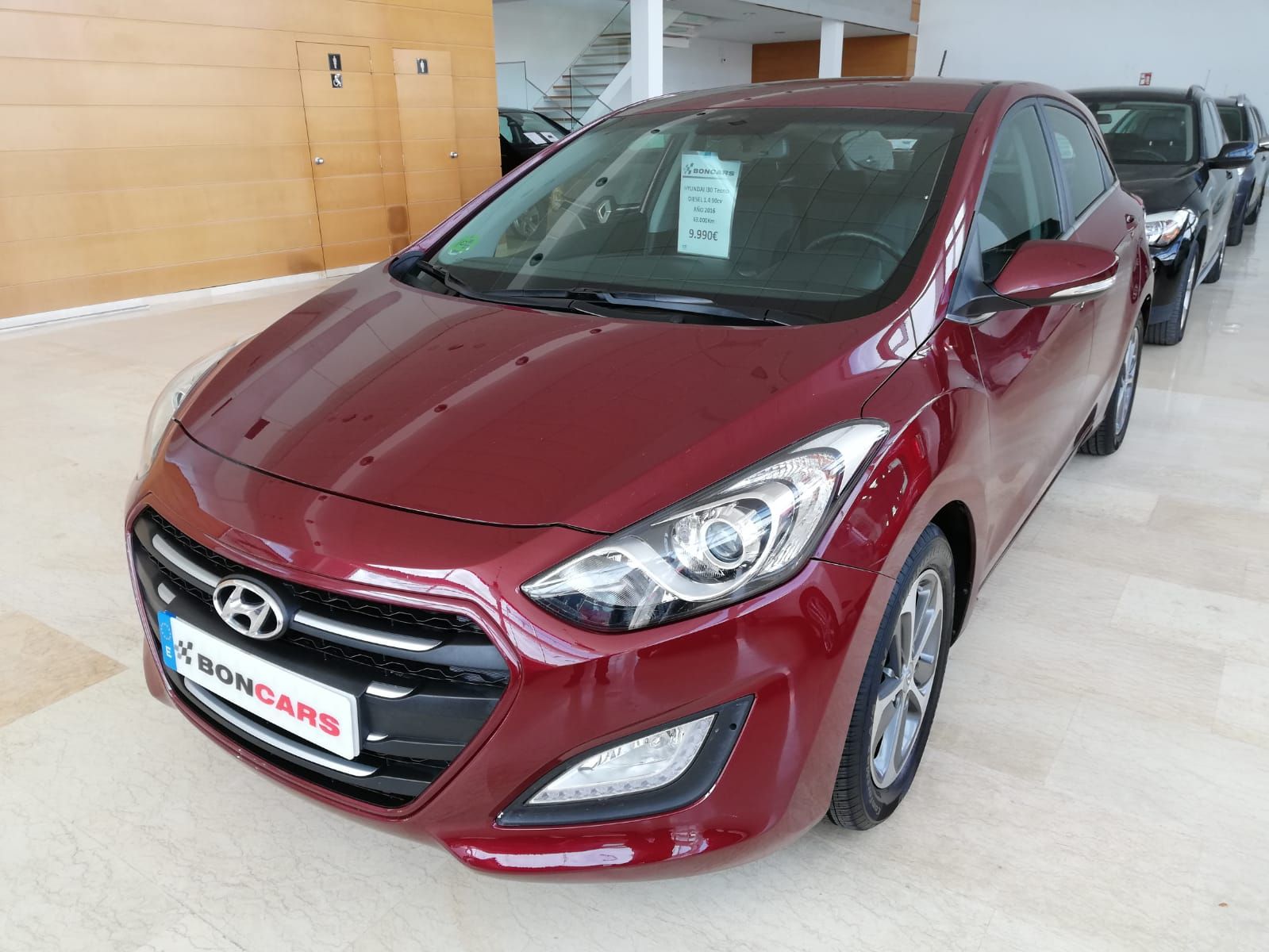 HYUNDAI i30 1.4 CRDi Tecno 5p.: Nuestro Stock de Bon Cars HYUNDAI i30 1.4 CRDi Tecno 5p.: Nuestro Stock de Bon Cars